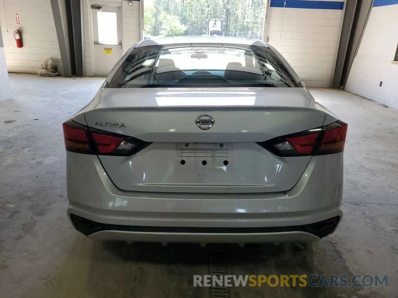 6 Photograph of a damaged car 1N4BL4BV8MN363340 NISSAN ALTIMA 2021