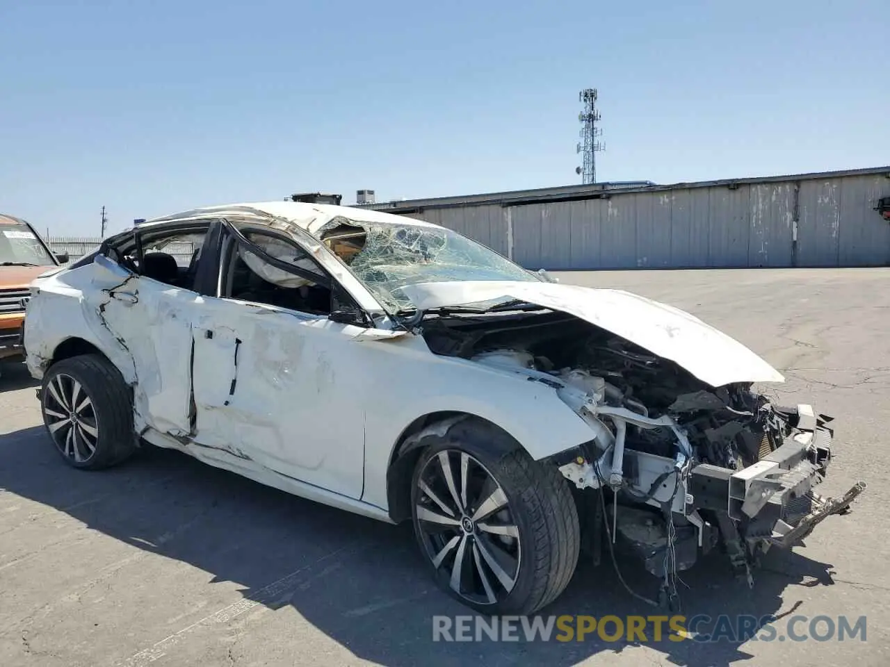 4 Photograph of a damaged car 1N4BL4CV0MN371544 NISSAN ALTIMA 2021
