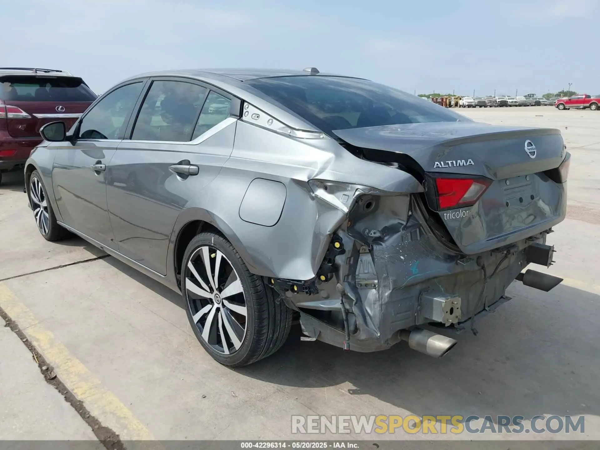 3 Photograph of a damaged car 1N4BL4CV1MN303804 NISSAN ALTIMA 2021