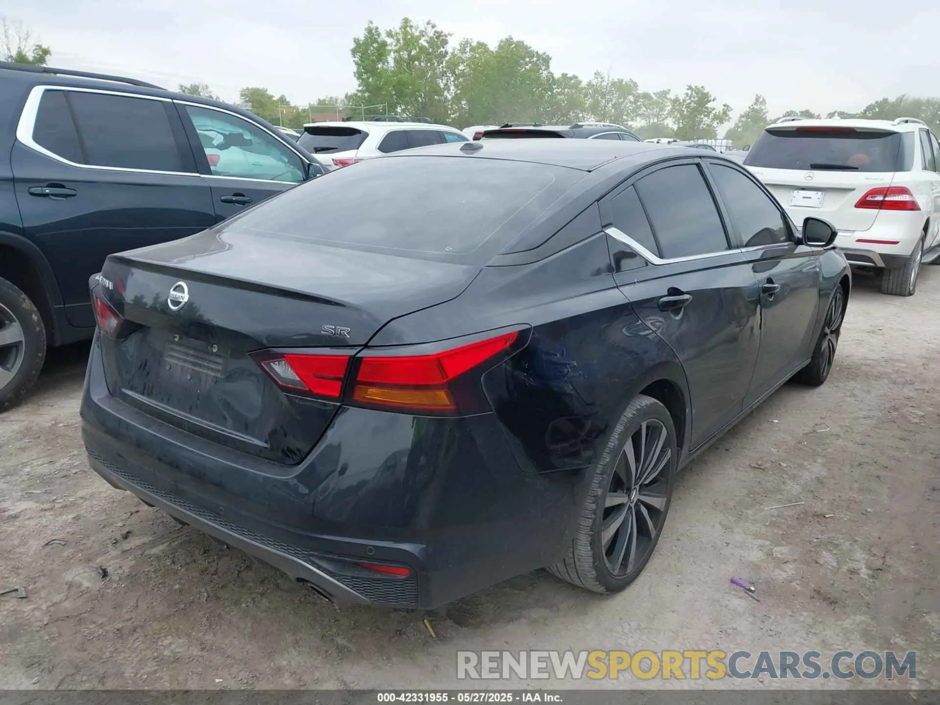 4 Фотография поврежденного автомобиля 1N4BL4CV1MN335331 NISSAN ALTIMA 2021