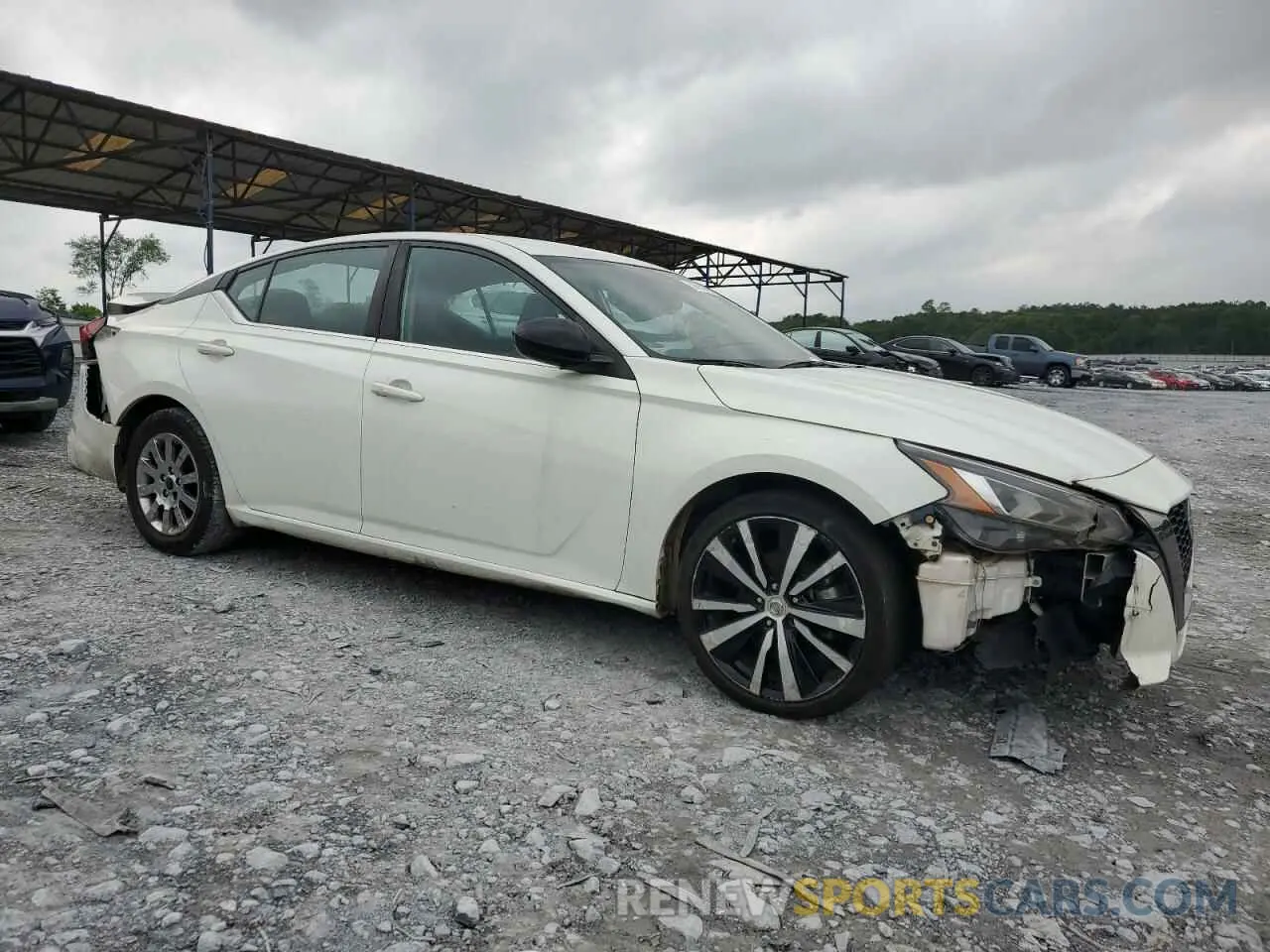 4 Photograph of a damaged car 1N4BL4CV1MN380687 NISSAN ALTIMA 2021