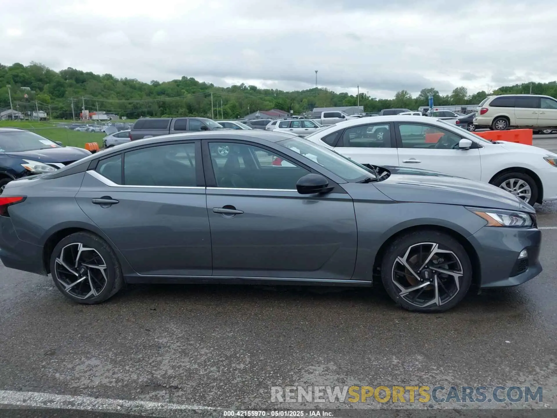 13 Photograph of a damaged car 1N4BL4CV1MN391608 NISSAN ALTIMA 2021