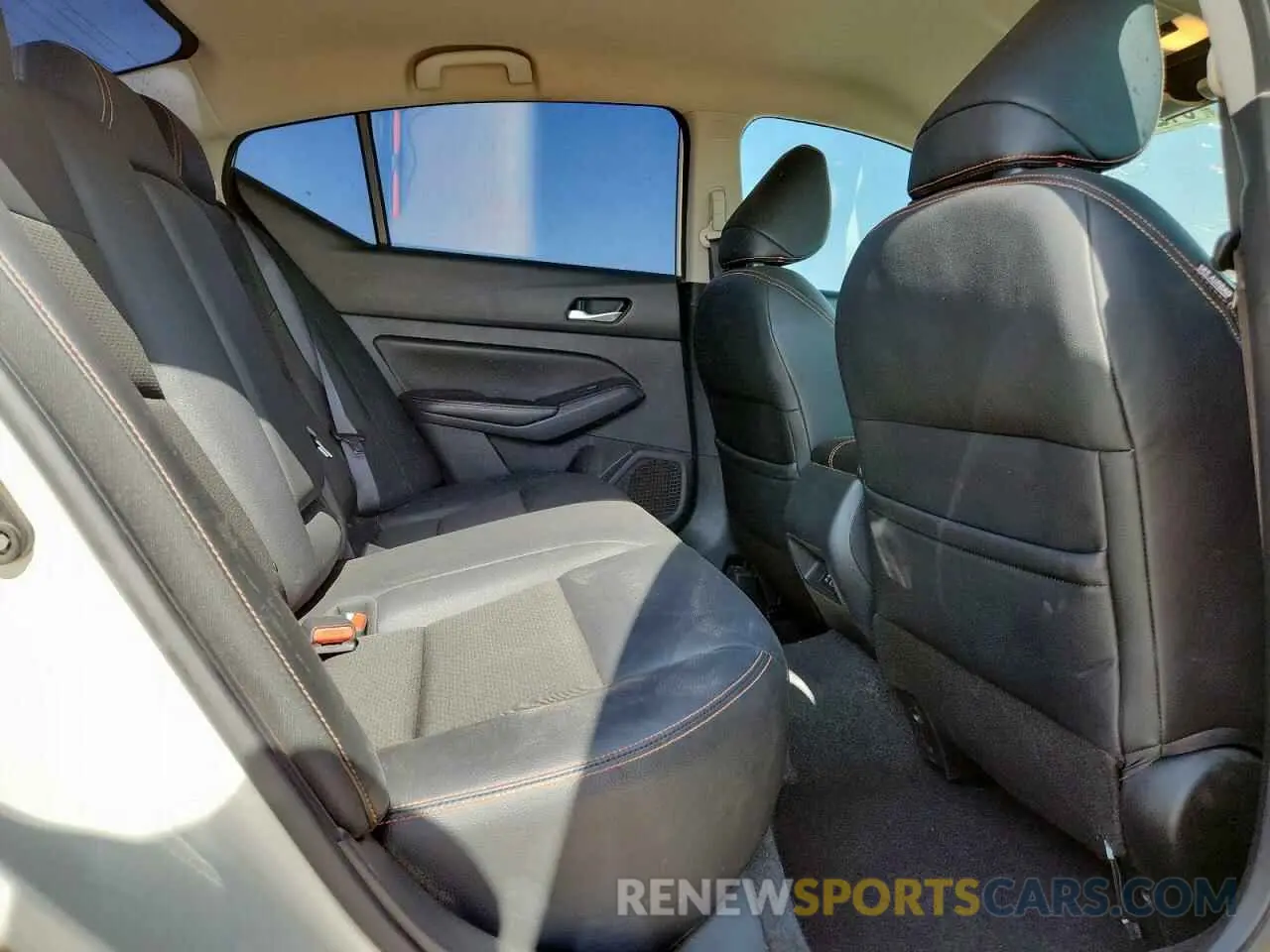 10 Photograph of a damaged car 1N4BL4CV1MN394184 NISSAN ALTIMA 2021