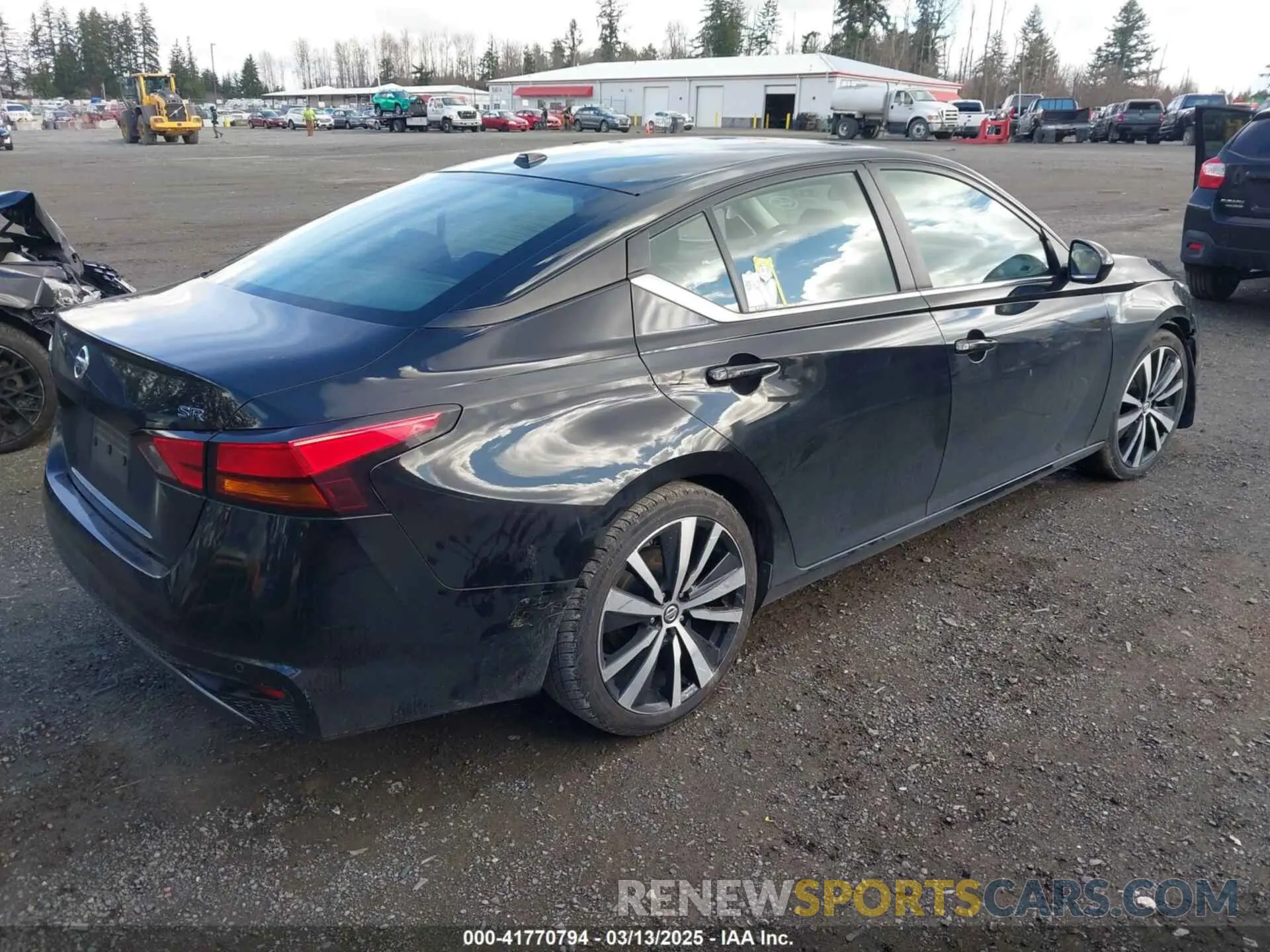 4 Фотография поврежденного автомобиля 1N4BL4CV1MN417270 NISSAN ALTIMA 2021