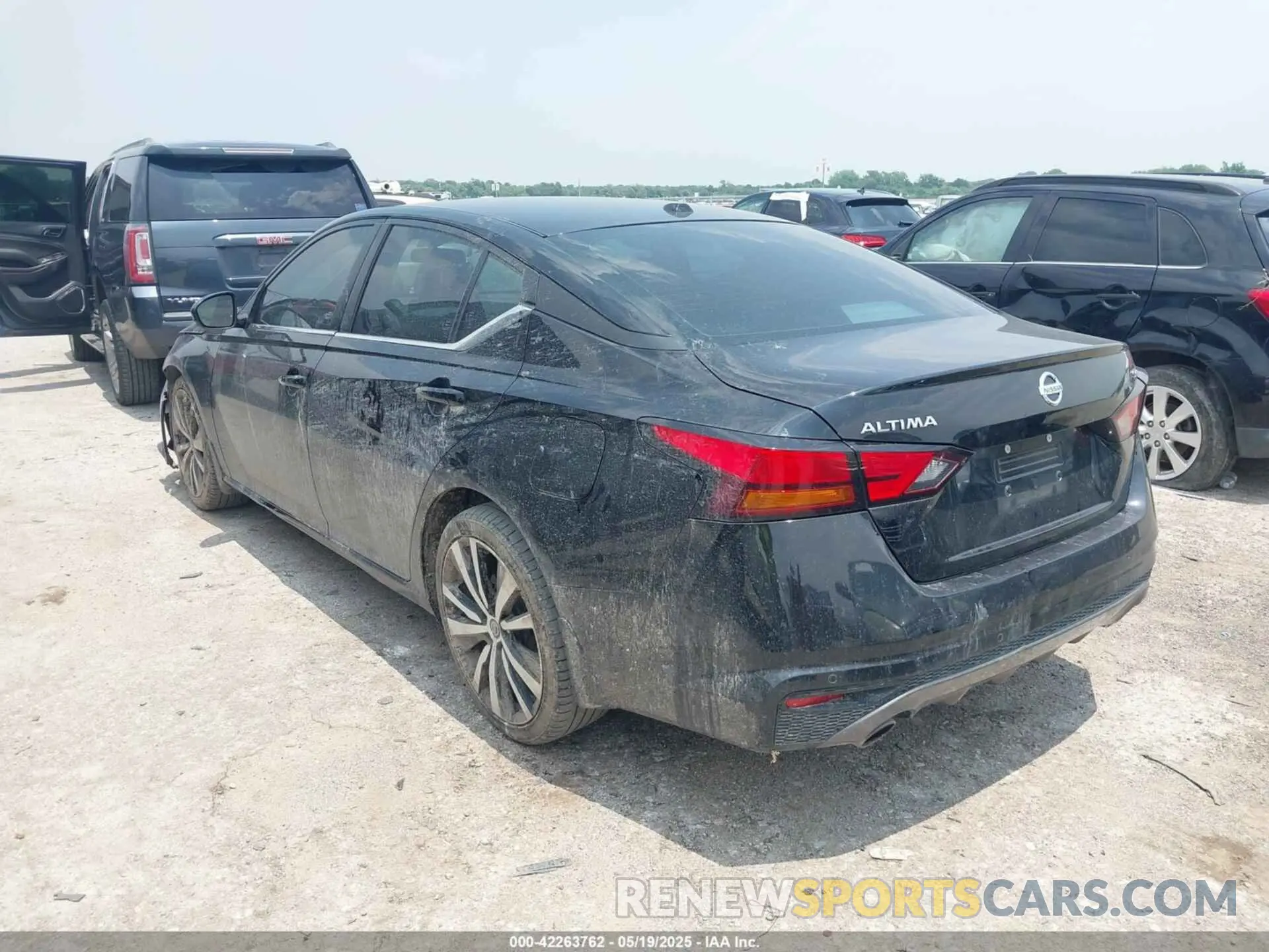 3 Фотография поврежденного автомобиля 1N4BL4CV2MN317680 NISSAN ALTIMA 2021