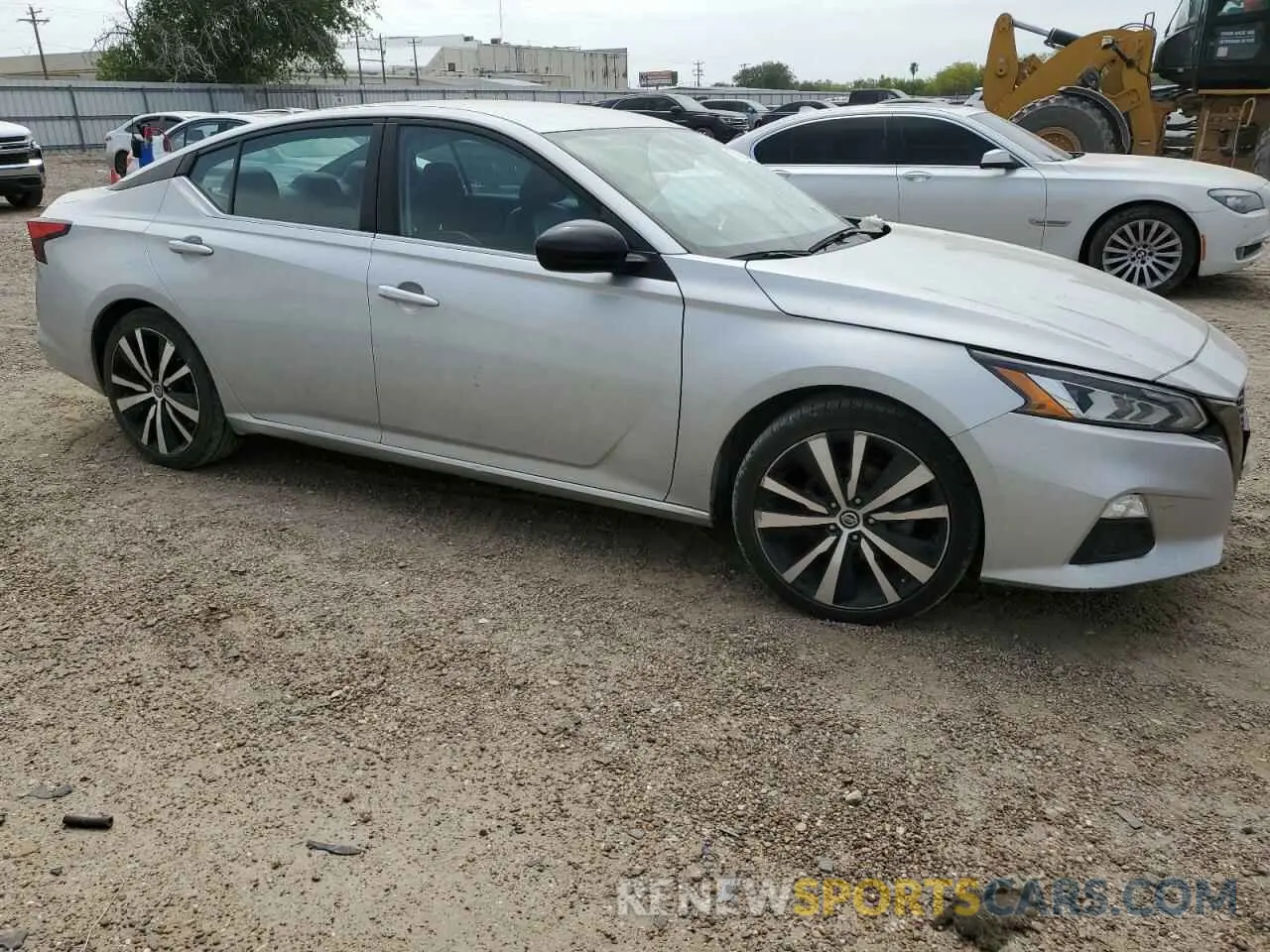 4 Photograph of a damaged car 1N4BL4CV2MN324516 NISSAN ALTIMA 2021