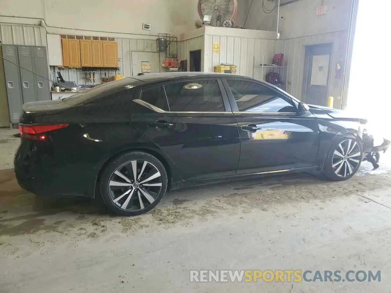 3 Photograph of a damaged car 1N4BL4CV2MN417410 NISSAN ALTIMA 2021