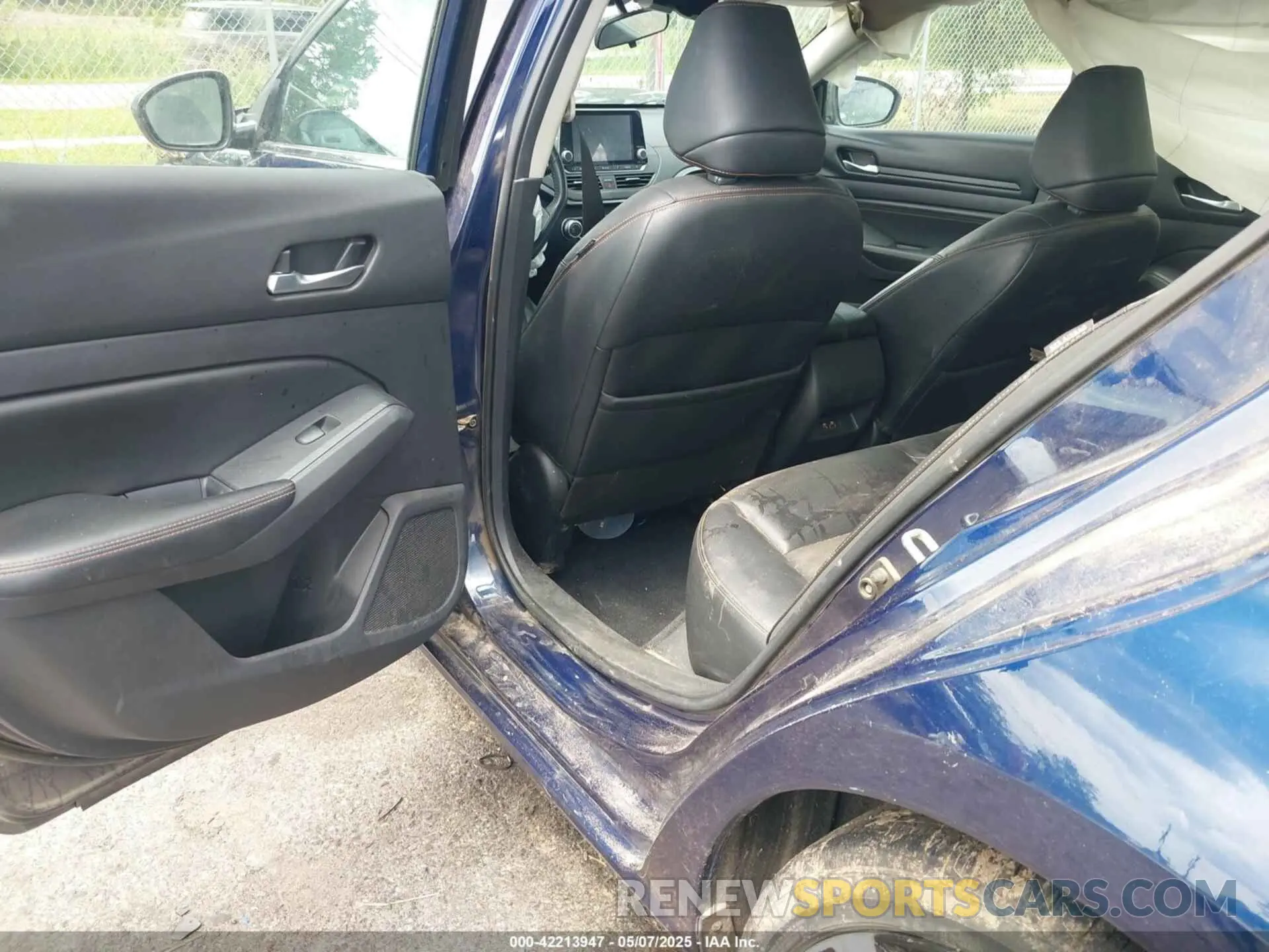 8 Photograph of a damaged car 1N4BL4CV4MN353094 NISSAN ALTIMA 2021