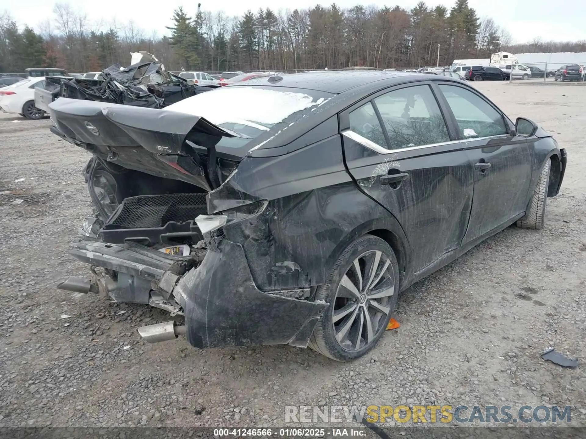 4 Photograph of a damaged car 1N4BL4CV6MN331761 NISSAN ALTIMA 2021