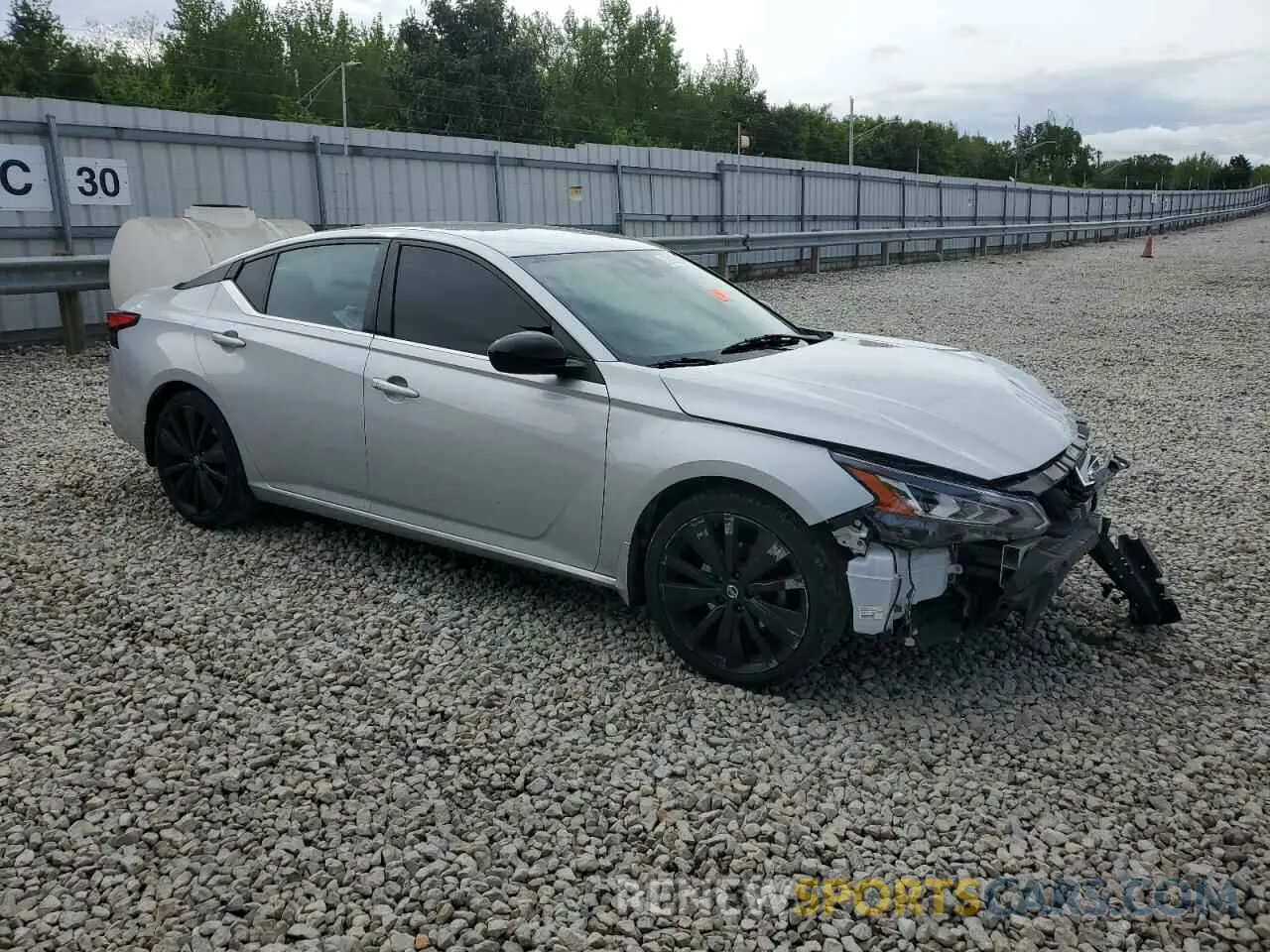 4 Photograph of a damaged car 1N4BL4CV6MN375422 NISSAN ALTIMA 2021