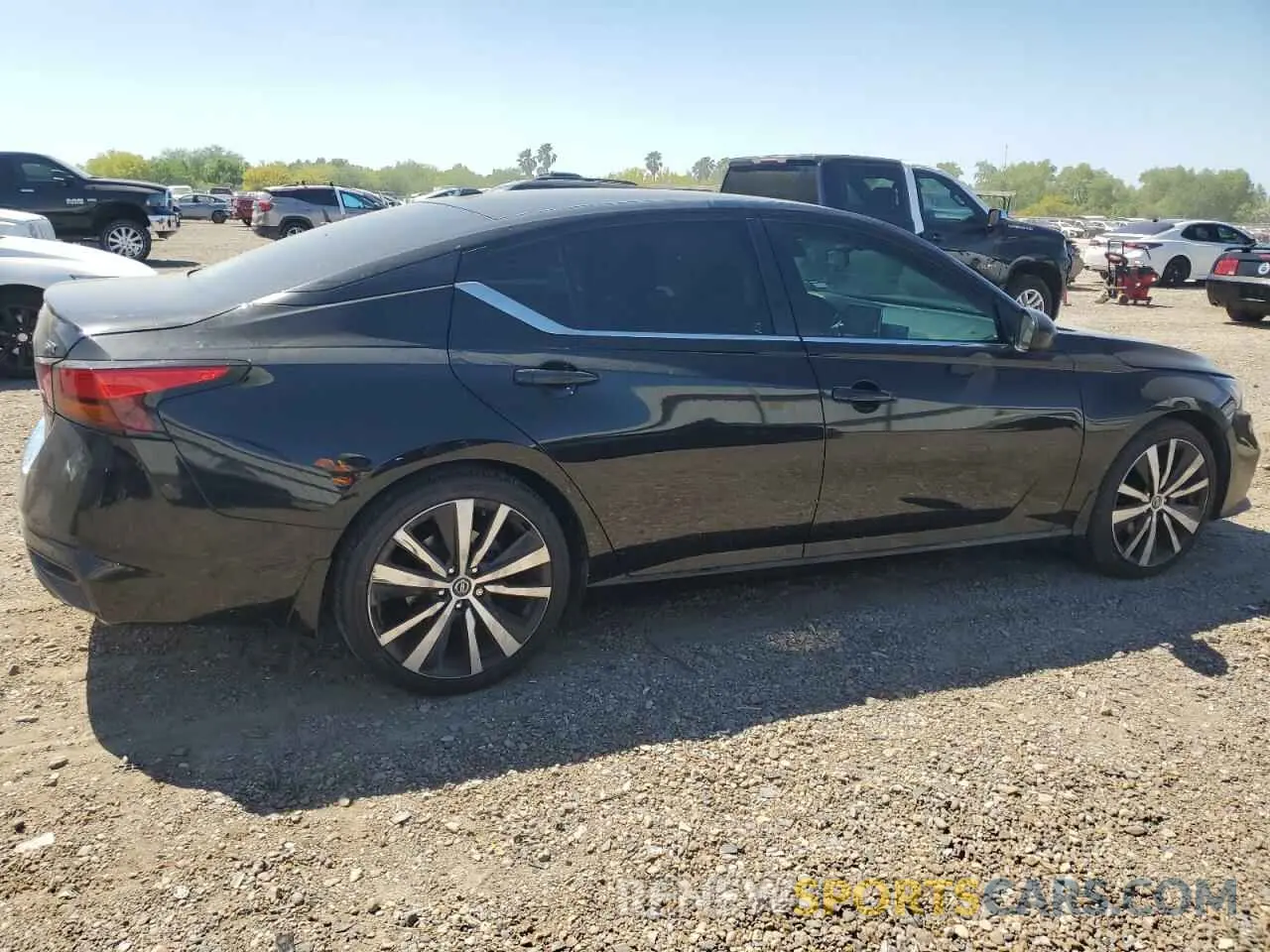 3 Photograph of a damaged car 1N4BL4CV6MN395699 NISSAN ALTIMA 2021