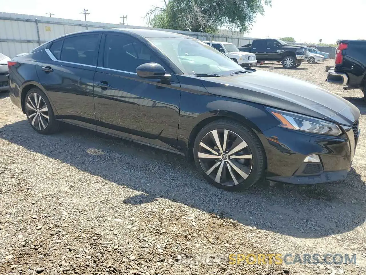 4 Photograph of a damaged car 1N4BL4CV6MN395699 NISSAN ALTIMA 2021