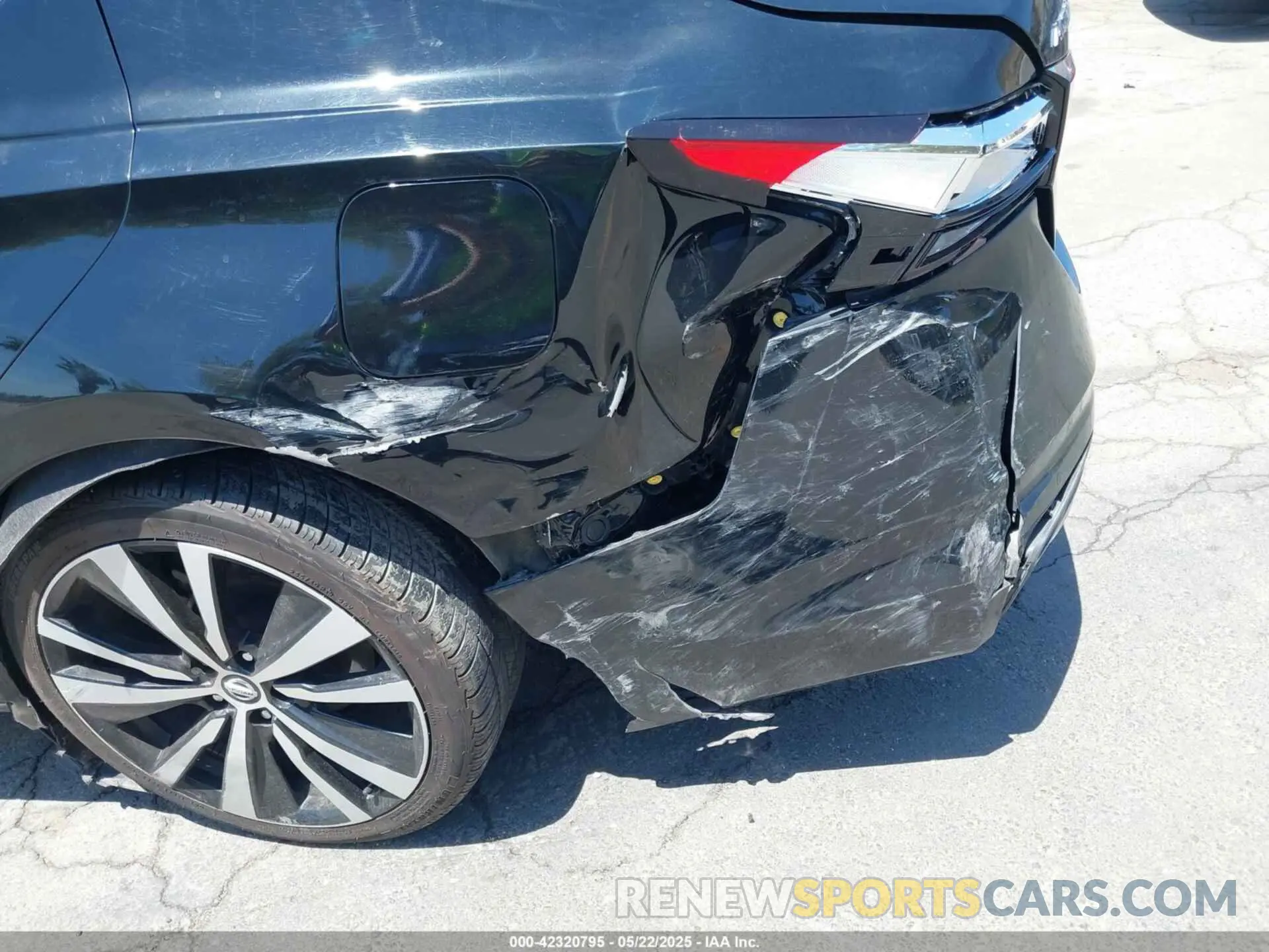 6 Photograph of a damaged car 1N4BL4CV6MN410010 NISSAN ALTIMA 2021