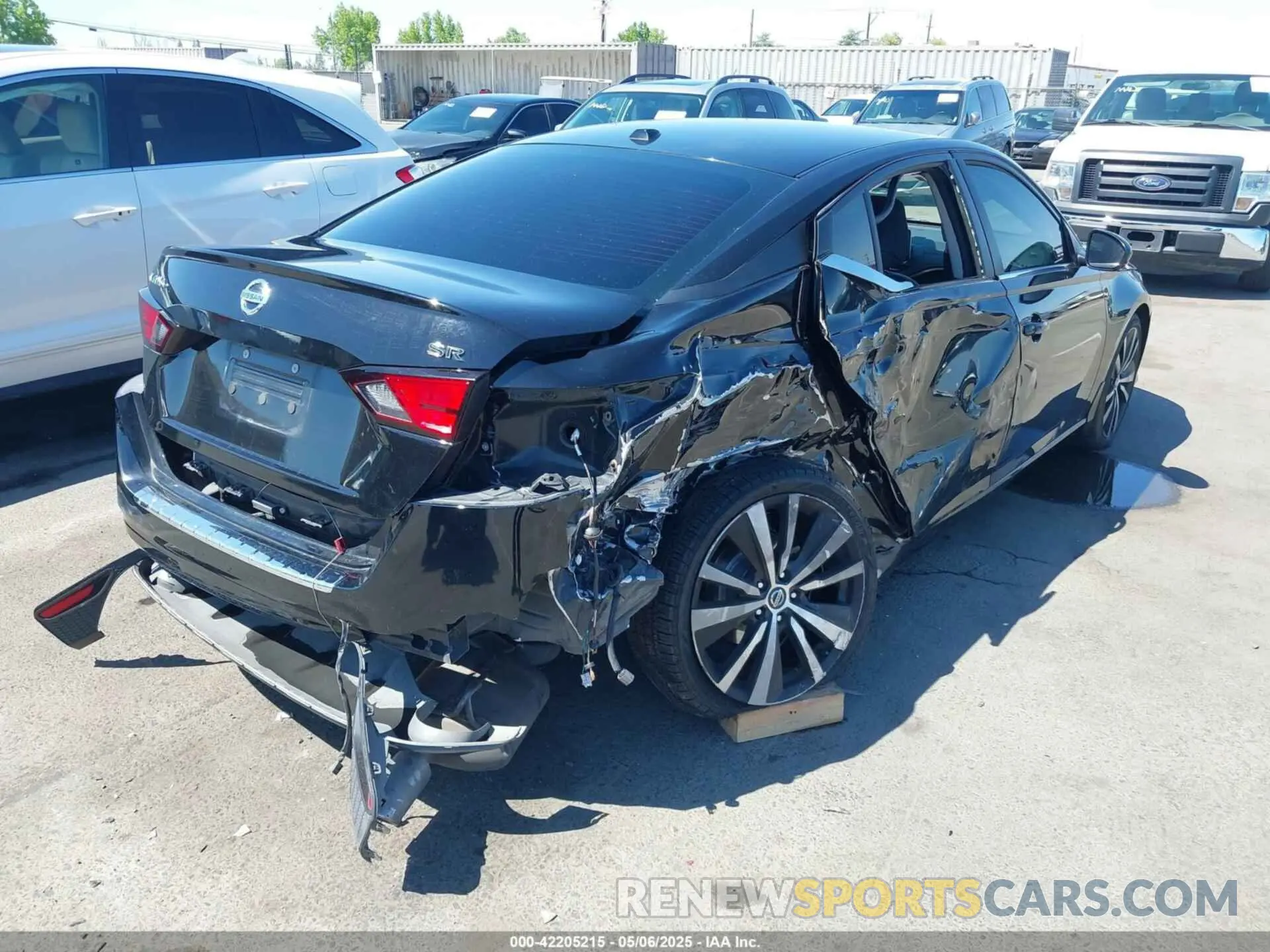 4 Photograph of a damaged car 1N4BL4CV6MN421556 NISSAN ALTIMA 2021