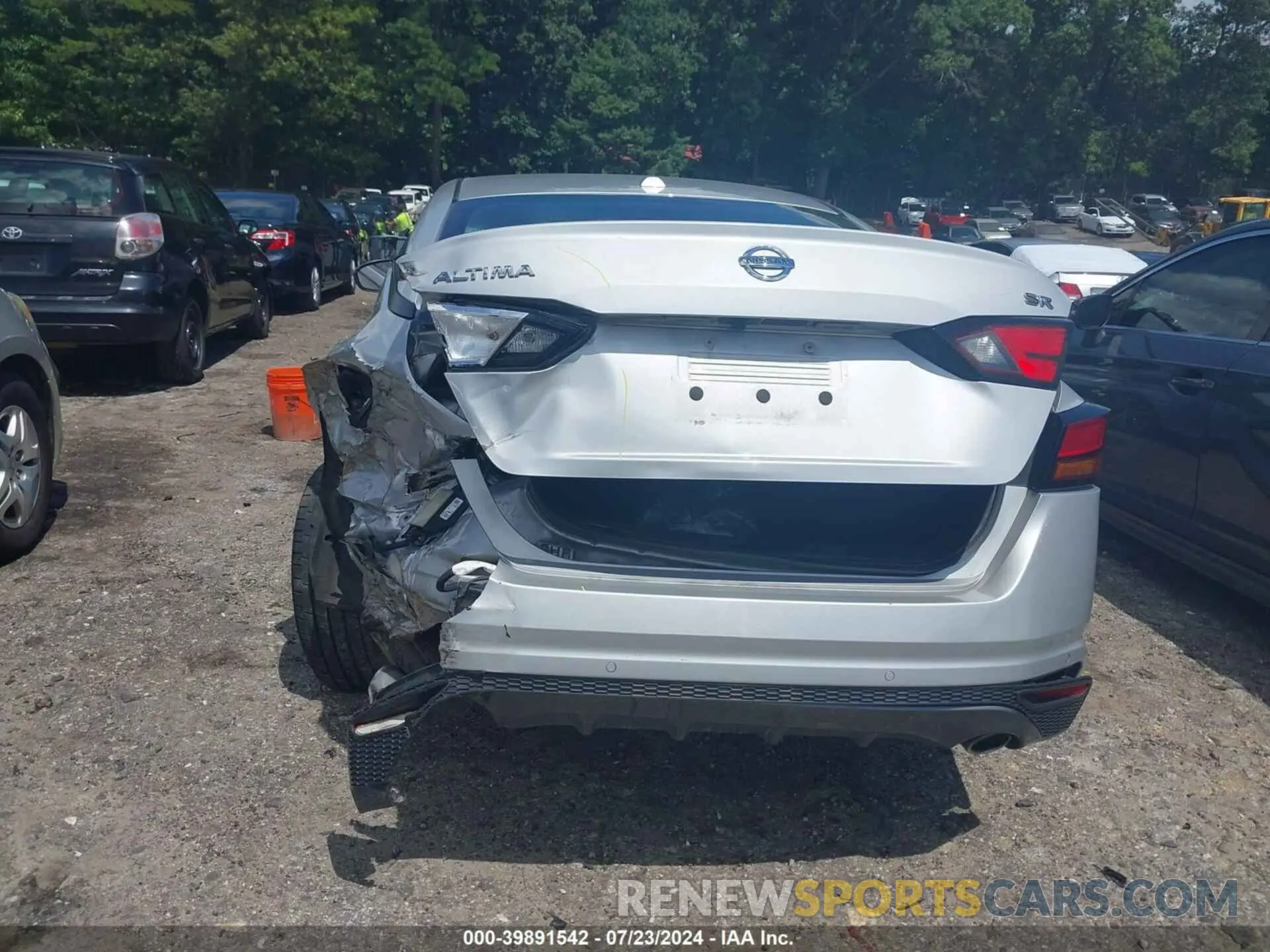 6 Фотография поврежденного автомобиля 1N4BL4CV7MN333258 NISSAN ALTIMA 2021