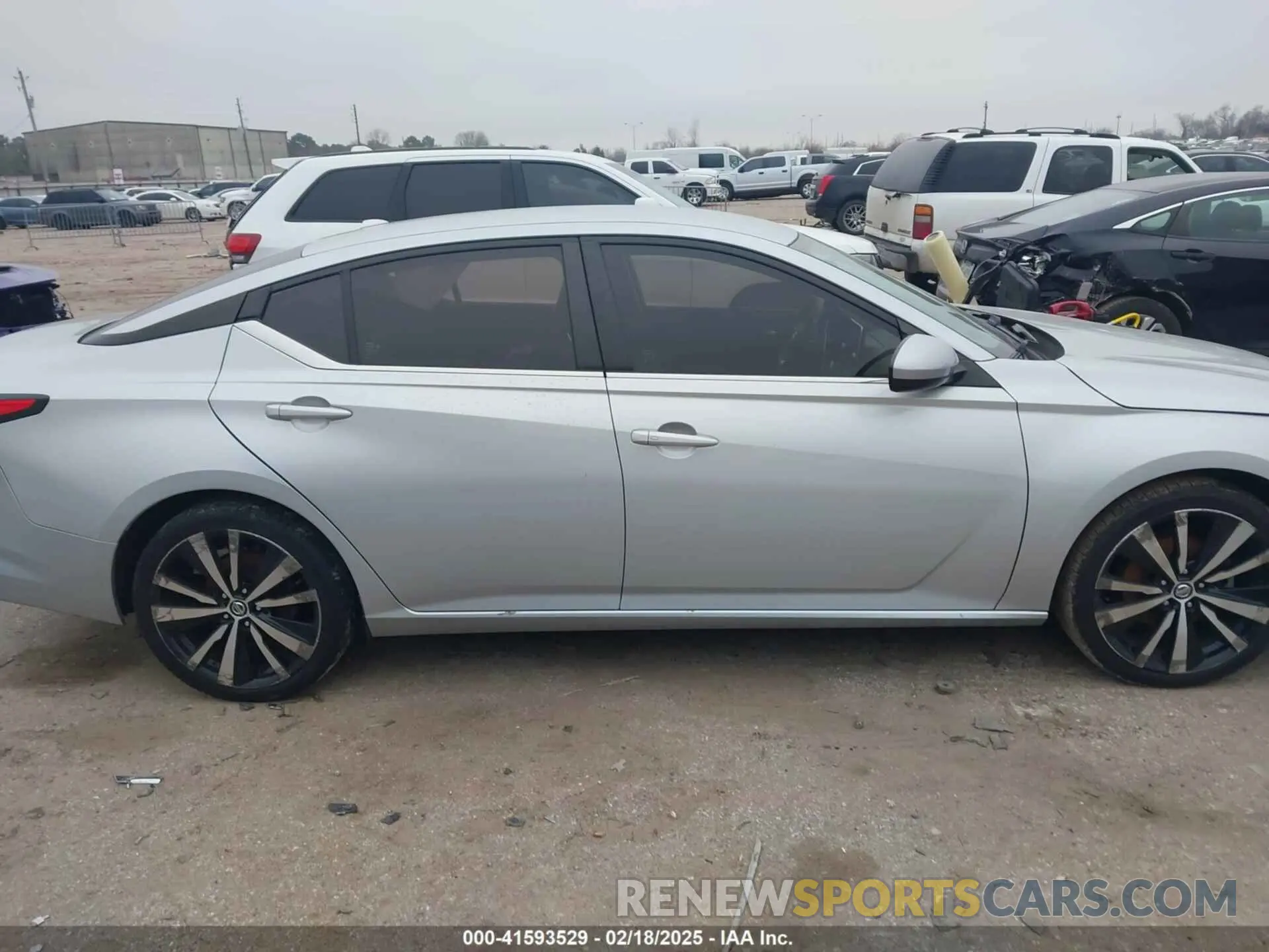 13 Photograph of a damaged car 1N4BL4CV7MN371959 NISSAN ALTIMA 2021