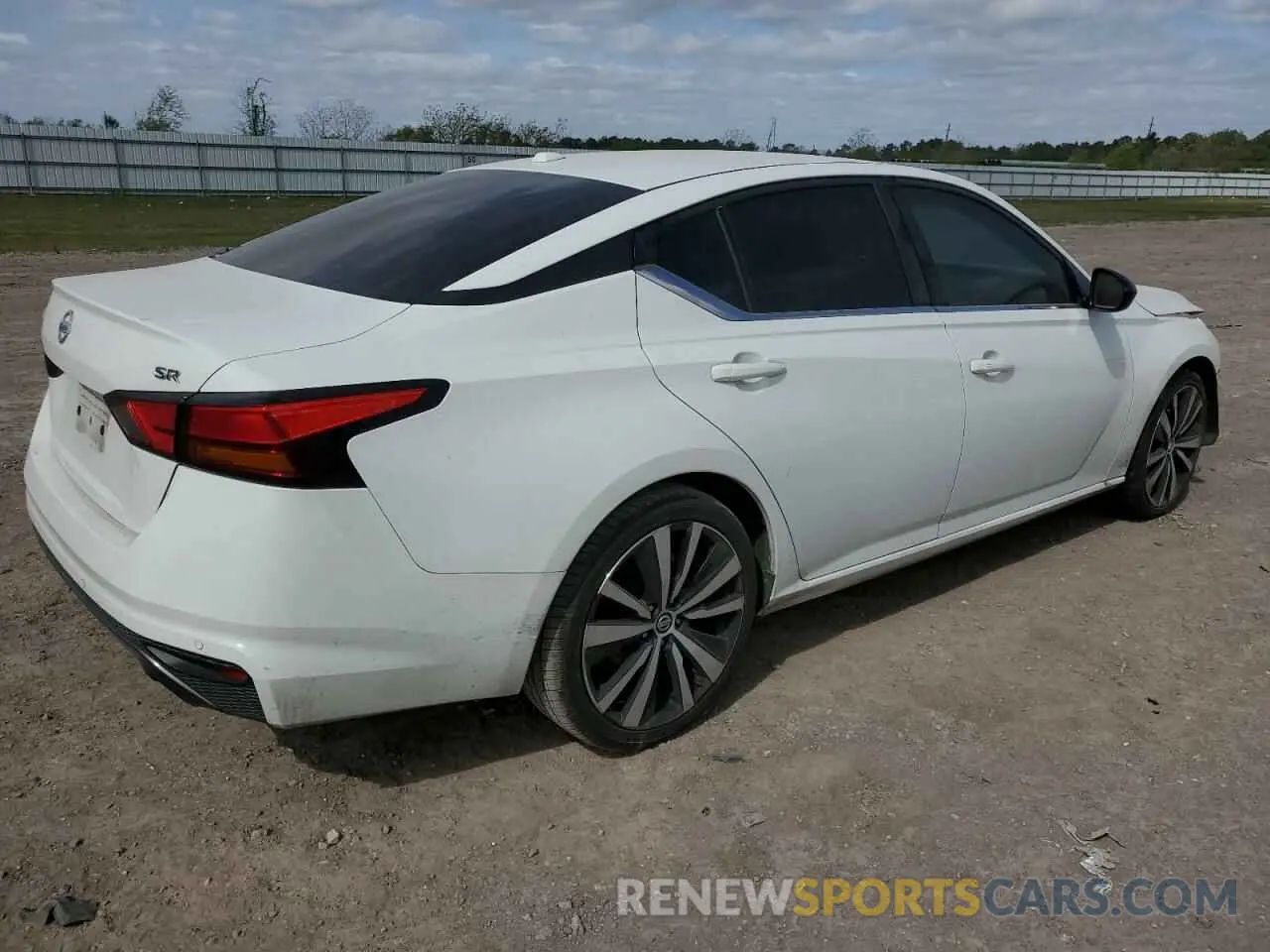 3 Photograph of a damaged car 1N4BL4CV7MN382850 NISSAN ALTIMA 2021