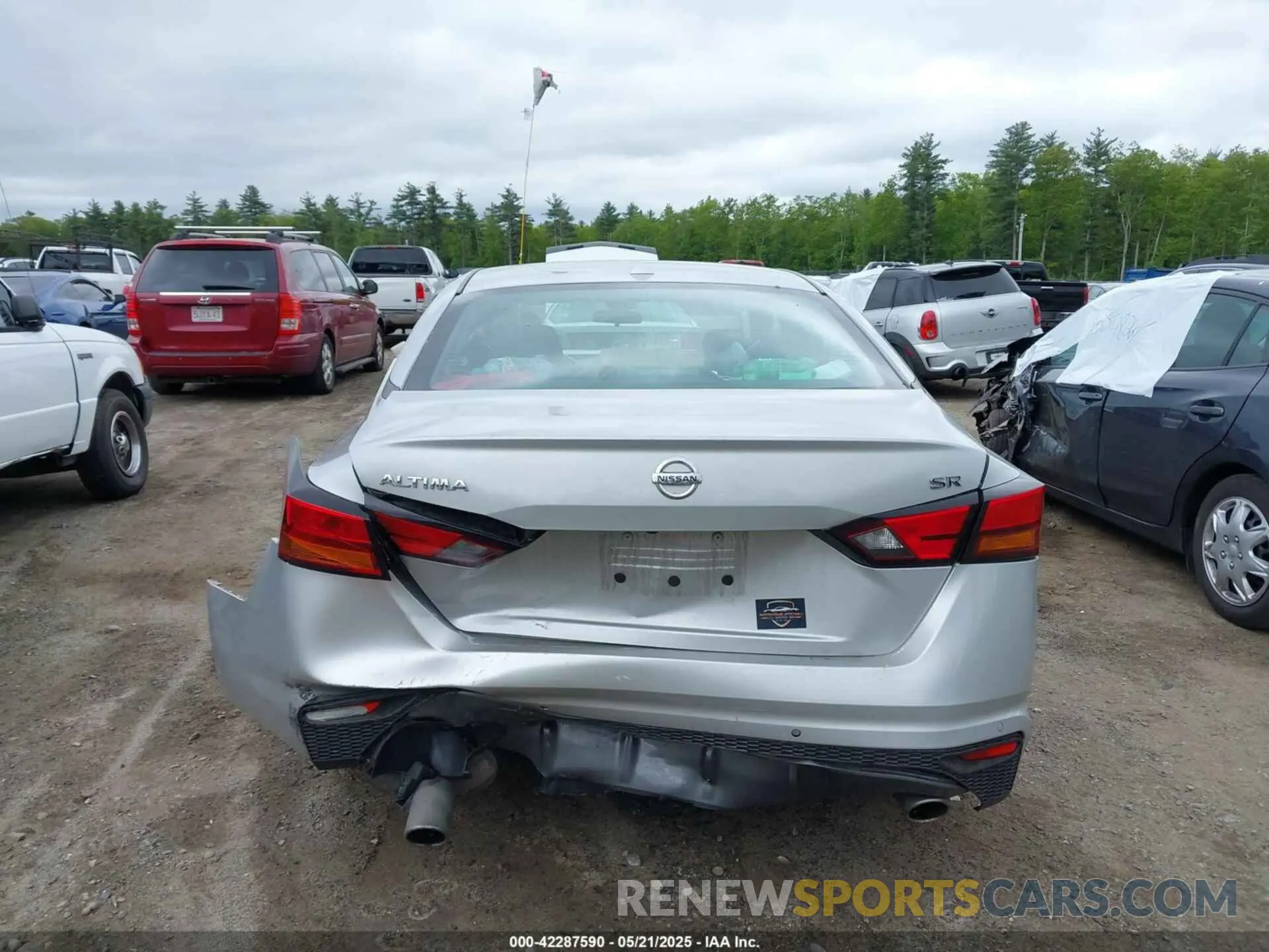 16 Photograph of a damaged car 1N4BL4CV8MN358525 NISSAN ALTIMA 2021