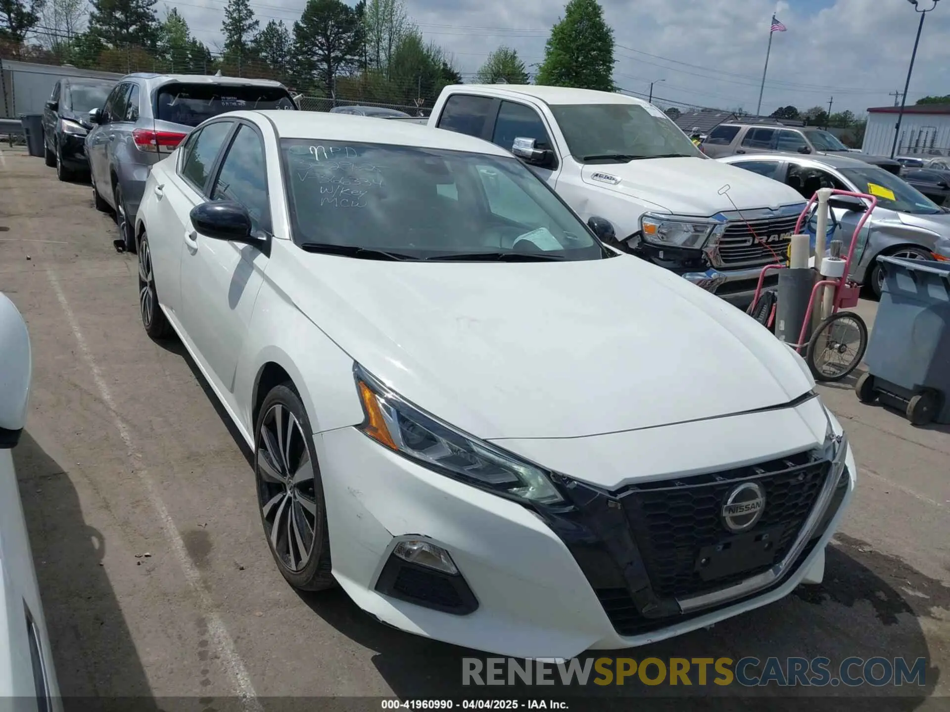 1 Фотография поврежденного автомобиля 1N4BL4CV8MN366334 NISSAN ALTIMA 2021