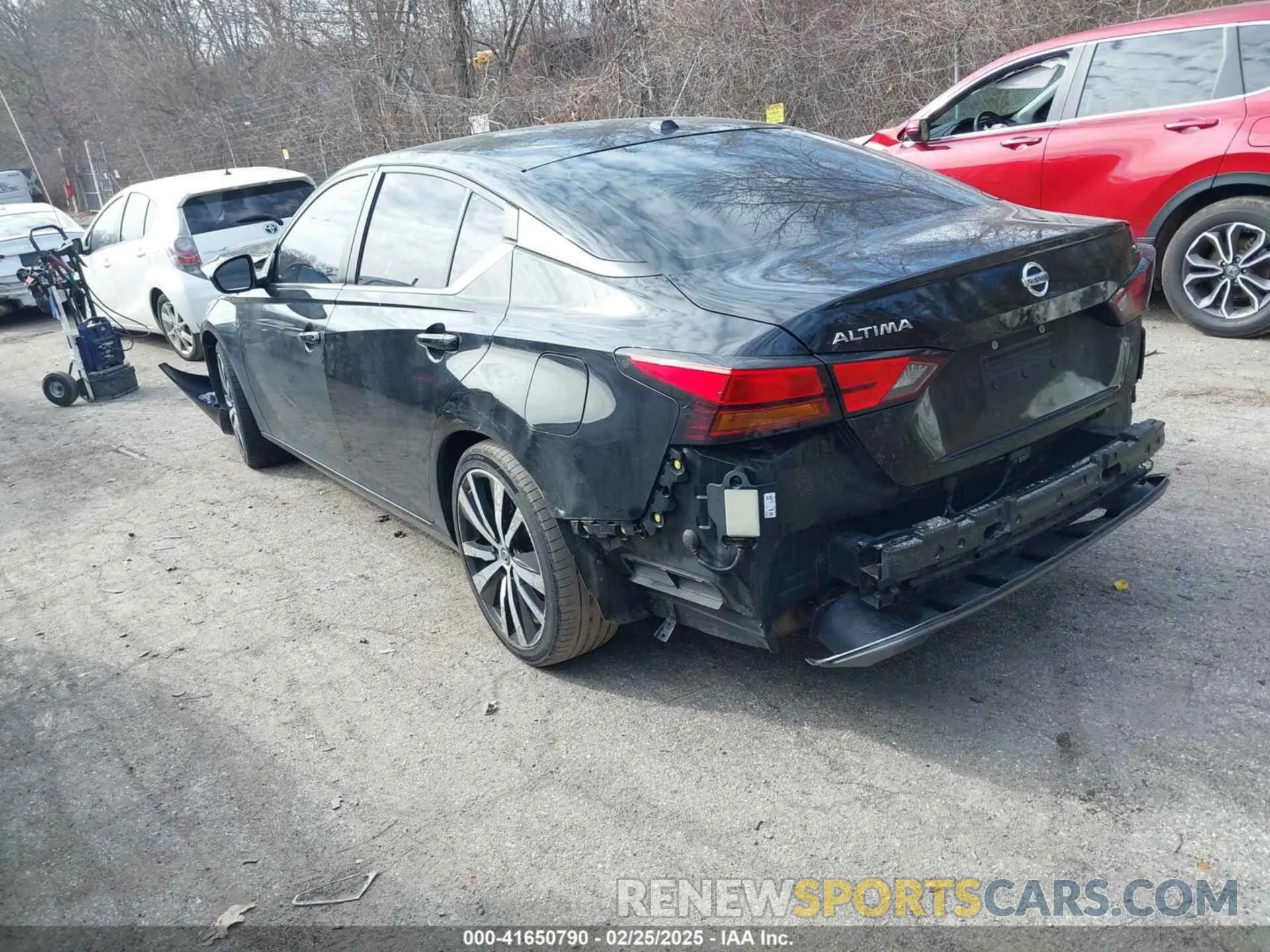 3 Photograph of a damaged car 1N4BL4CV9MN318101 NISSAN ALTIMA 2021