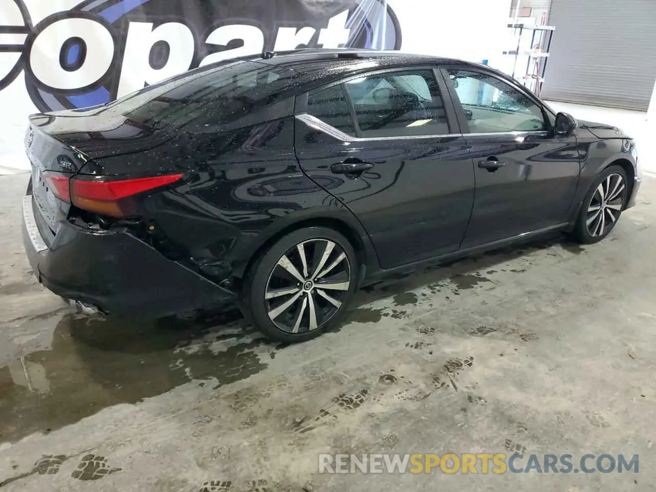 3 Photograph of a damaged car 1N4BL4CV9MN328059 NISSAN ALTIMA 2021