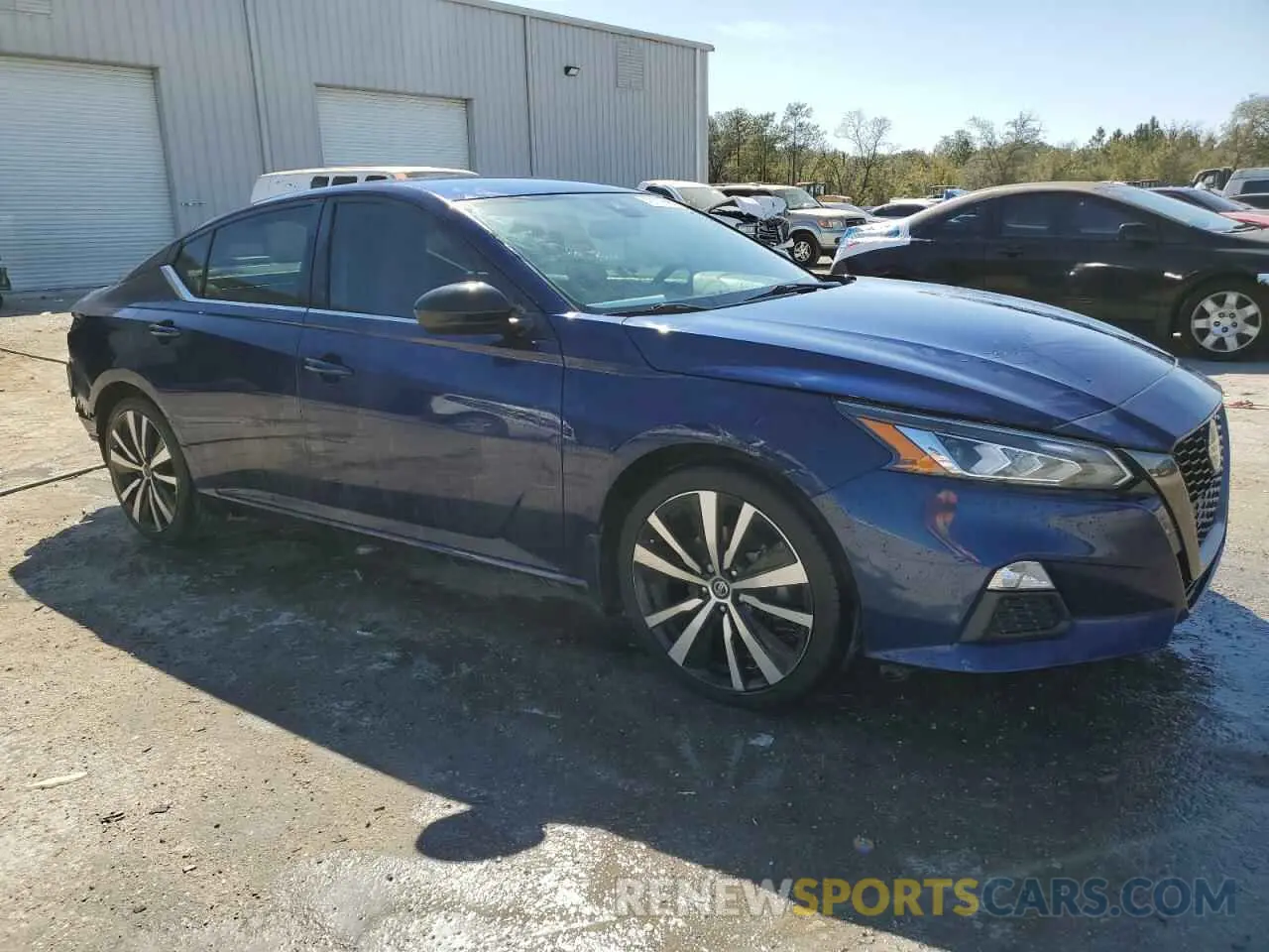 4 Photograph of a damaged car 1N4BL4CV9MN353267 NISSAN ALTIMA 2021