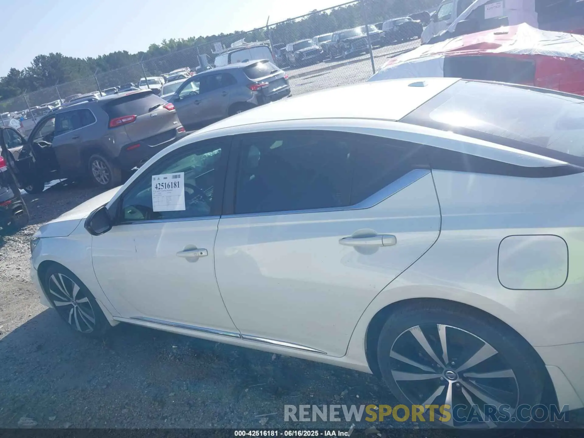 14 Photograph of a damaged car 1N4BL4CV9MN404718 NISSAN ALTIMA 2021