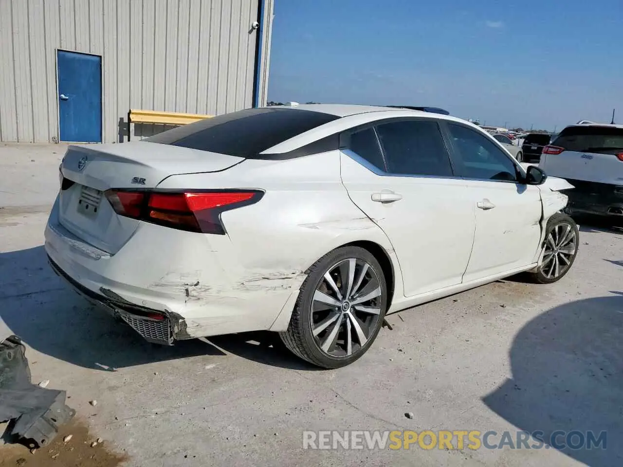 3 Фотография поврежденного автомобиля 1N4BL4CVXMN383006 NISSAN ALTIMA 2021