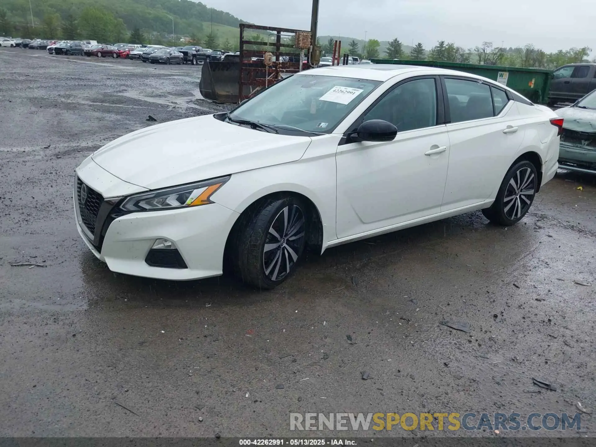 2 Photograph of a damaged car 1N4BL4CW2MN353748 NISSAN ALTIMA 2021