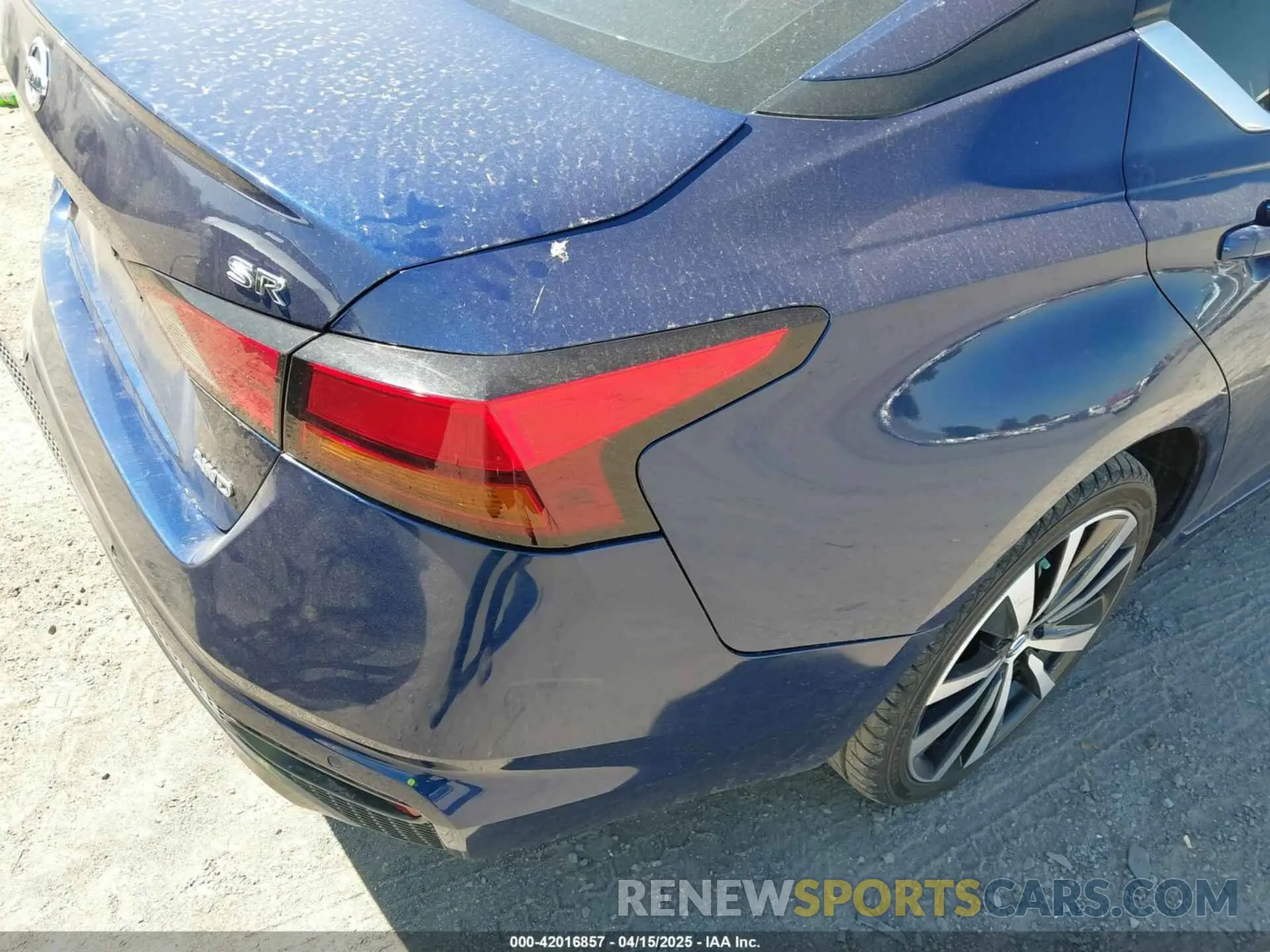 20 Photograph of a damaged car 1N4BL4CW7MN328571 NISSAN ALTIMA 2021