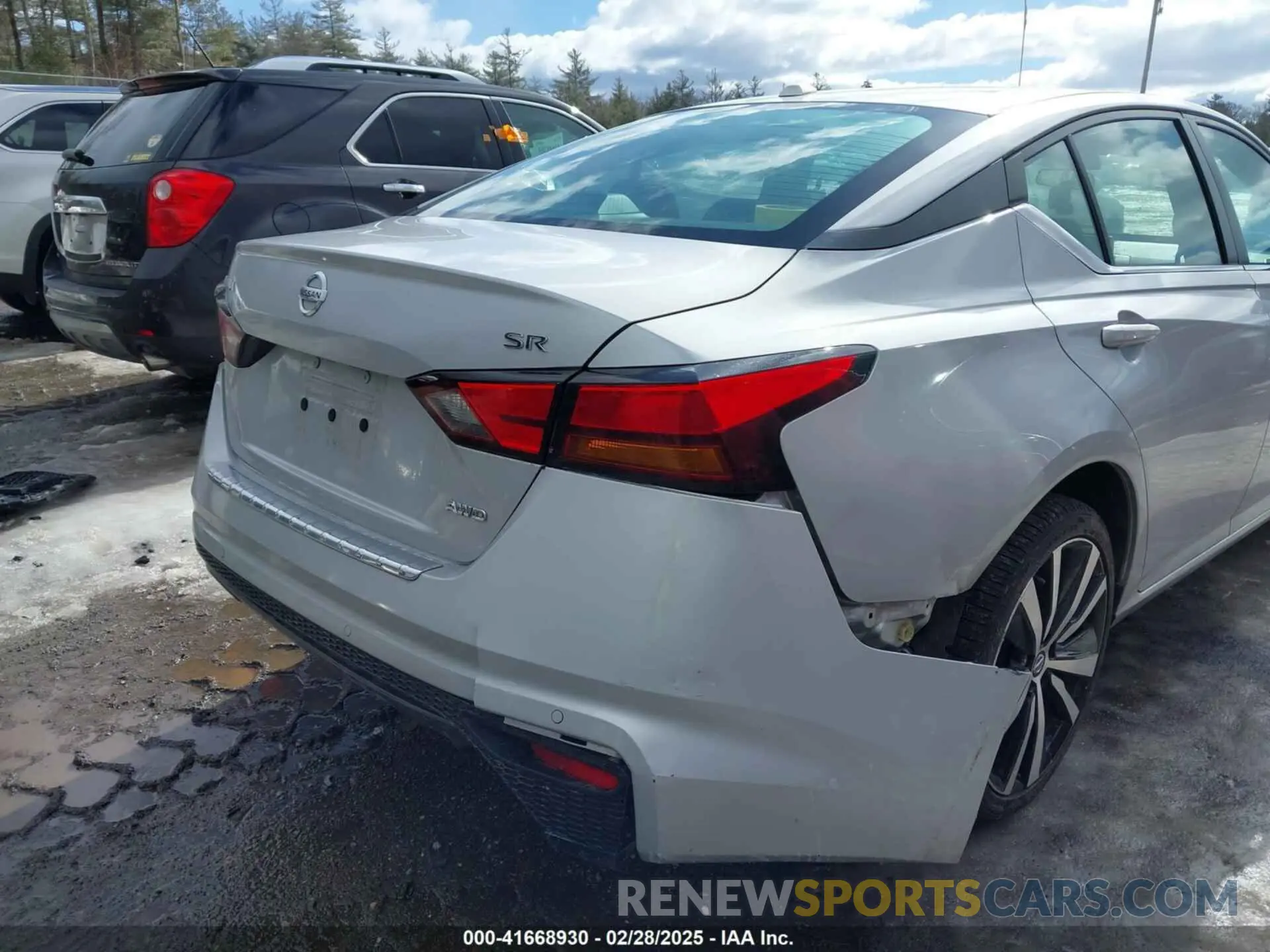 12 Photograph of a damaged car 1N4BL4CW7MN354183 NISSAN ALTIMA 2021