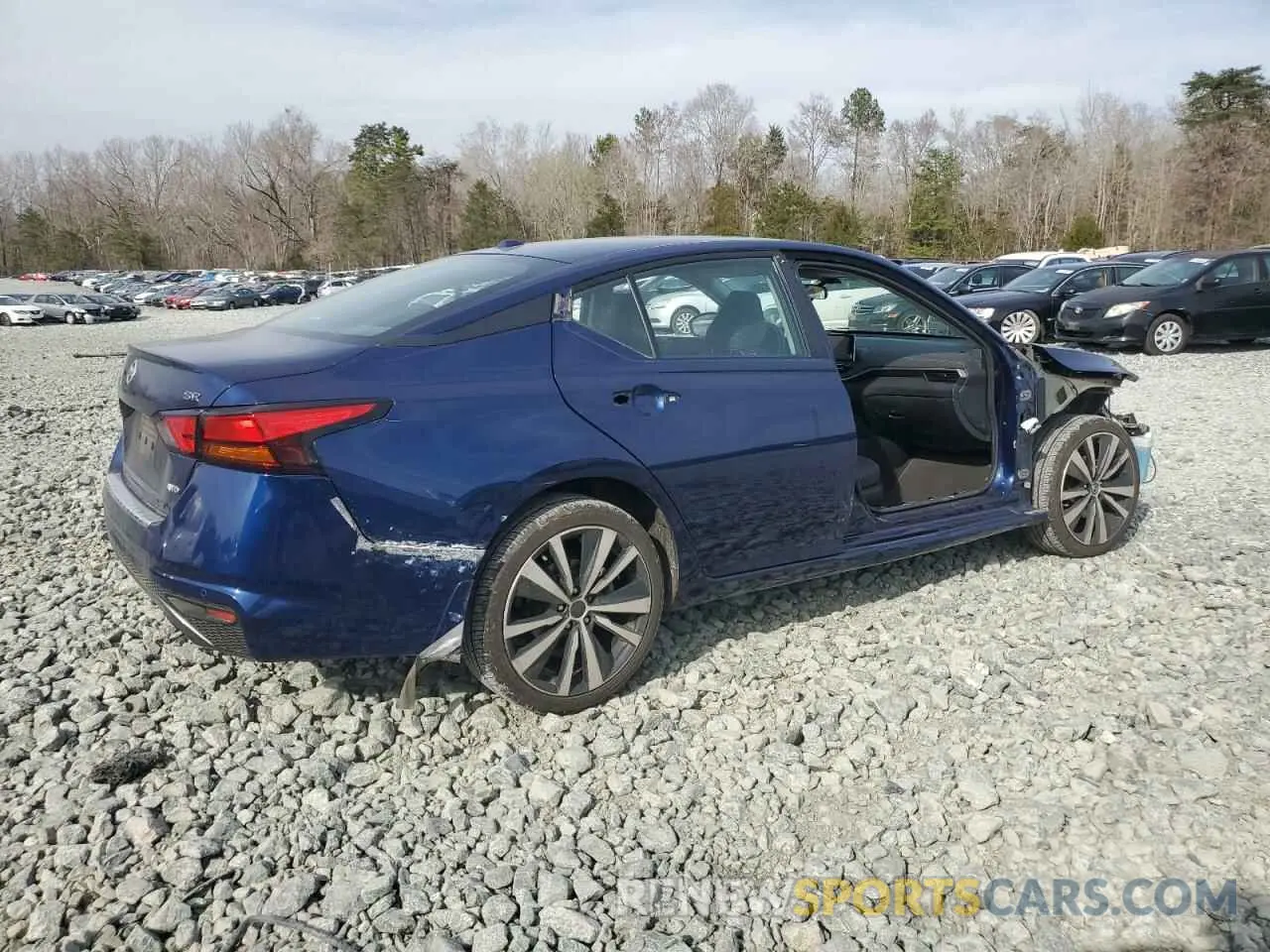 3 Photograph of a damaged car 1N4BL4CW7MN361375 NISSAN ALTIMA 2021
