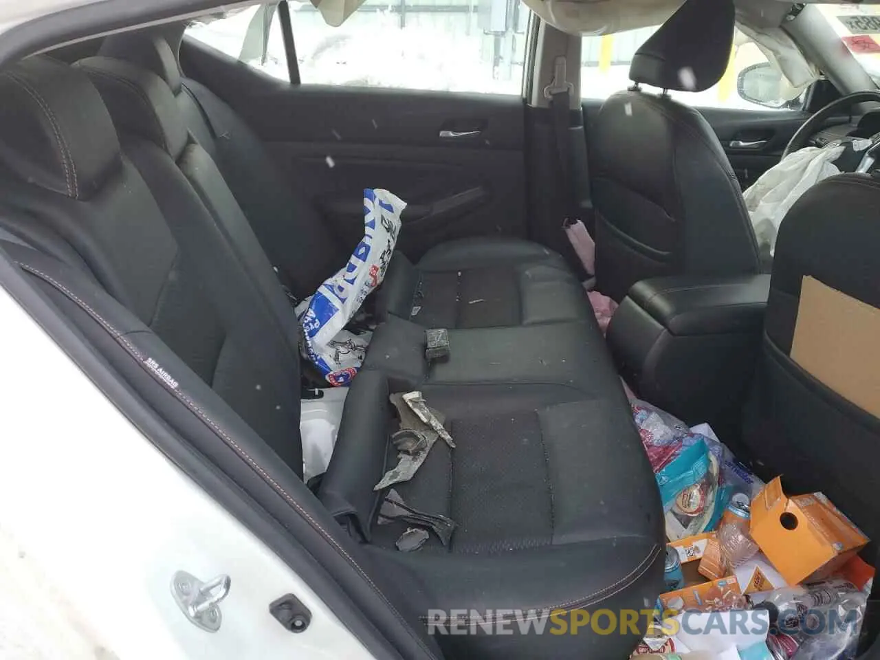 10 Photograph of a damaged car 1N4BL4CWXMN305382 NISSAN ALTIMA 2021