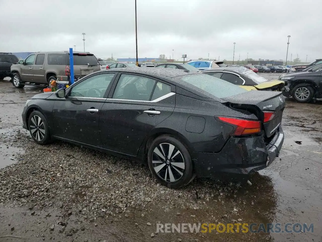 2 Photograph of a damaged car 1N4BL4DV0MN367136 NISSAN ALTIMA 2021