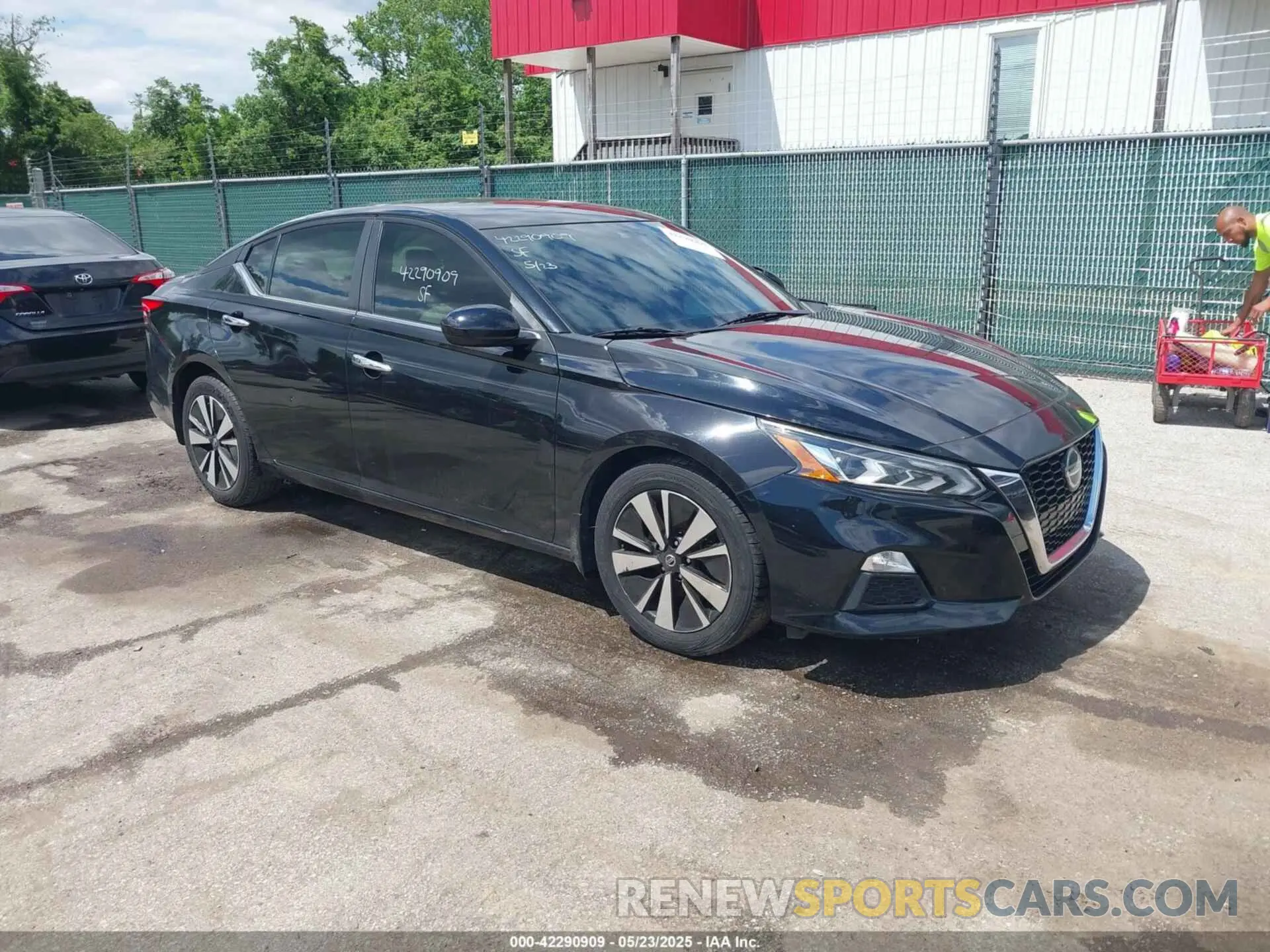 1 Photograph of a damaged car 1N4BL4DV2MN302661 NISSAN ALTIMA 2021