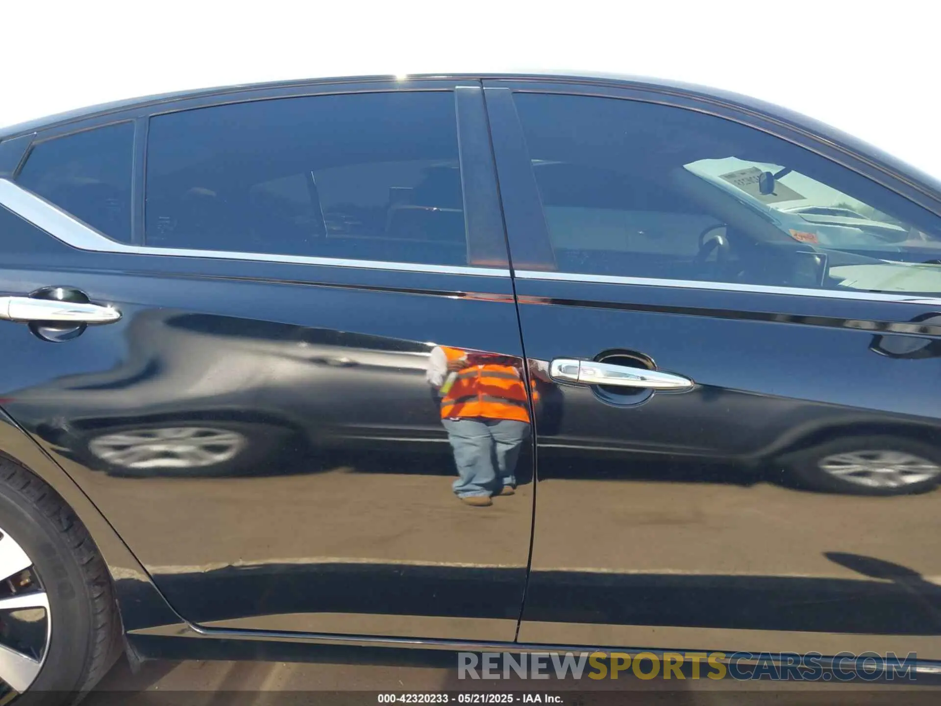 13 Photograph of a damaged car 1N4BL4DV2MN344456 NISSAN ALTIMA 2021