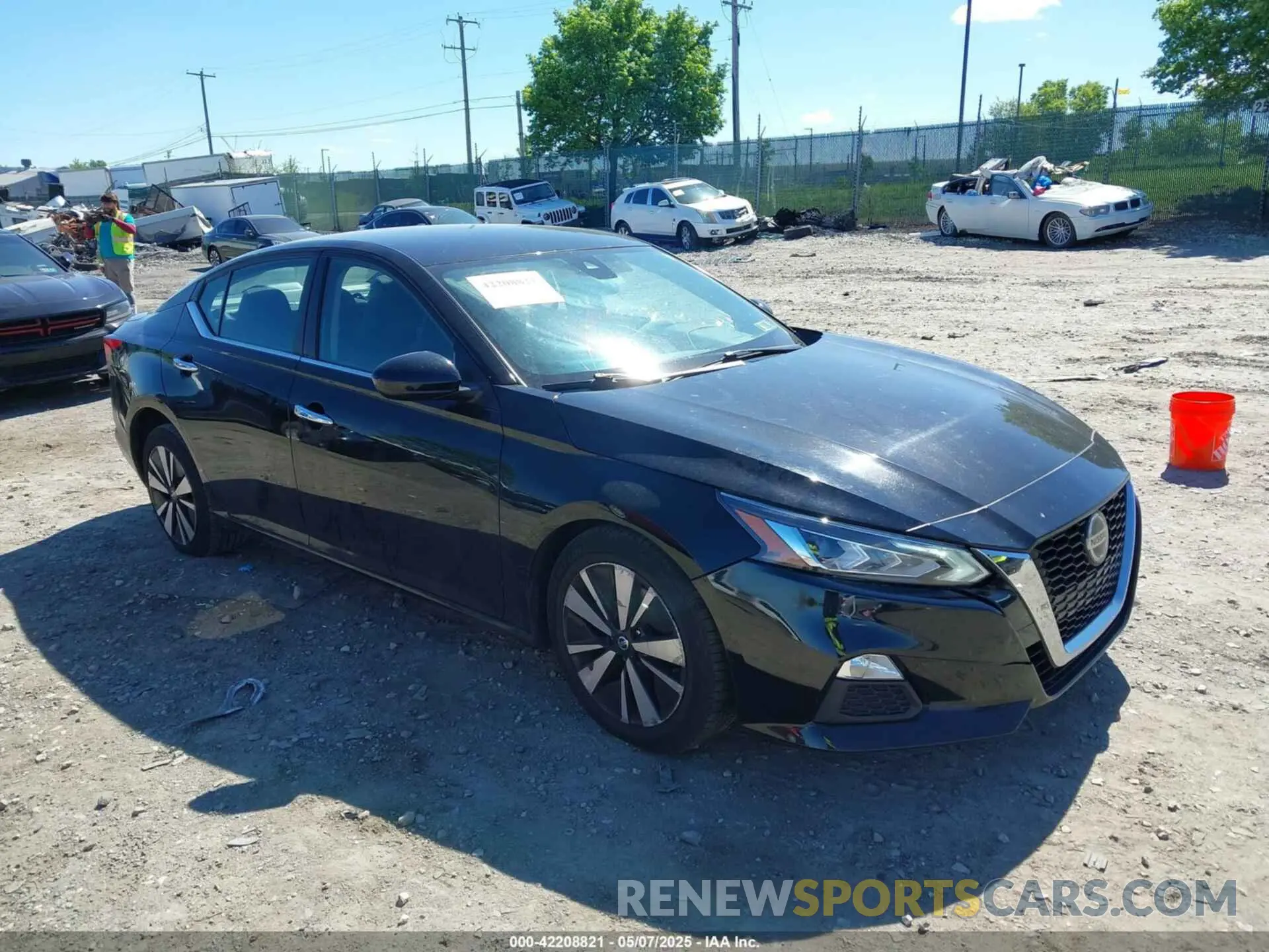 1 Photograph of a damaged car 1N4BL4DV2MN353075 NISSAN ALTIMA 2021