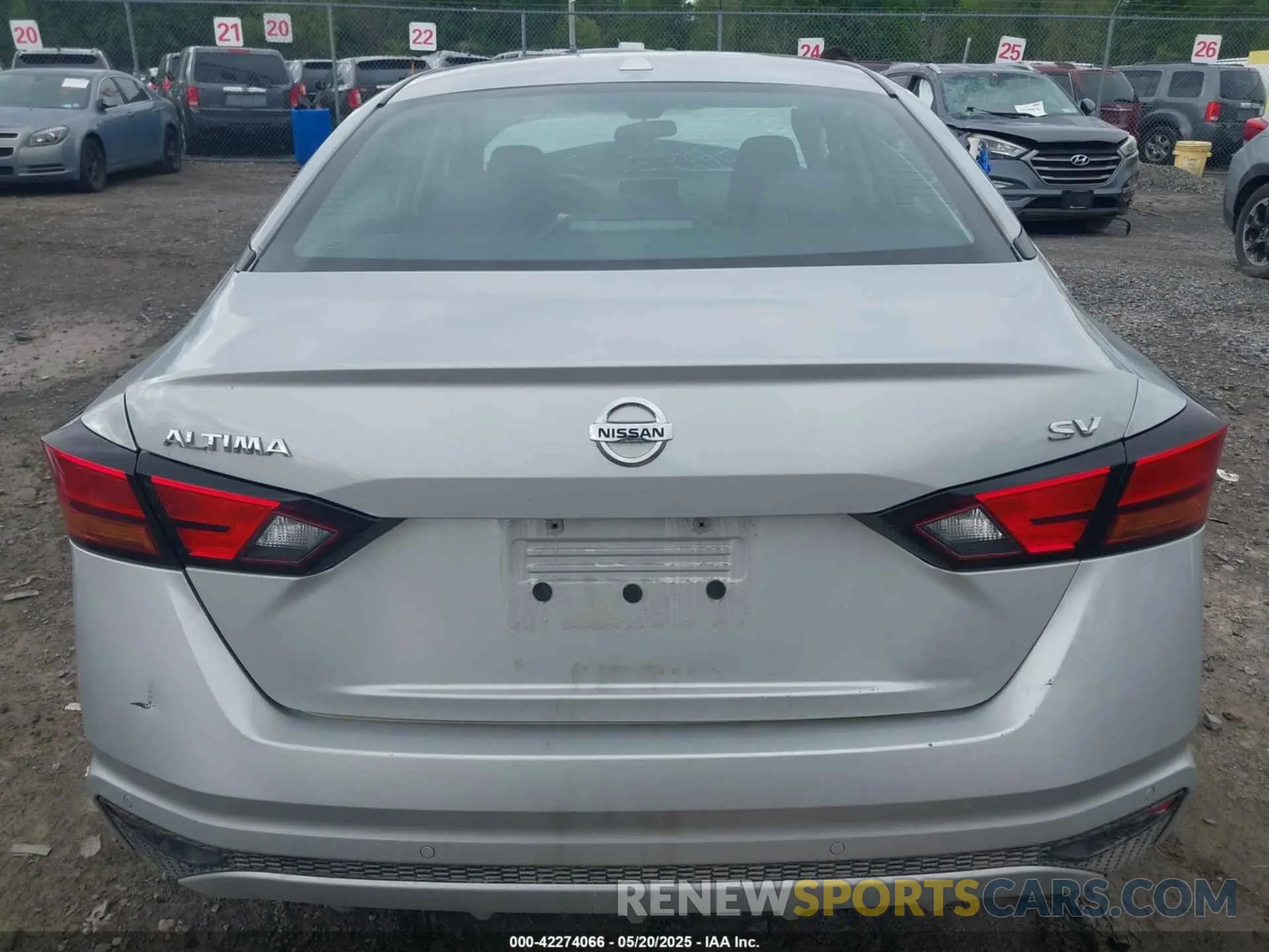 17 Photograph of a damaged car 1N4BL4DV3MN309943 NISSAN ALTIMA 2021