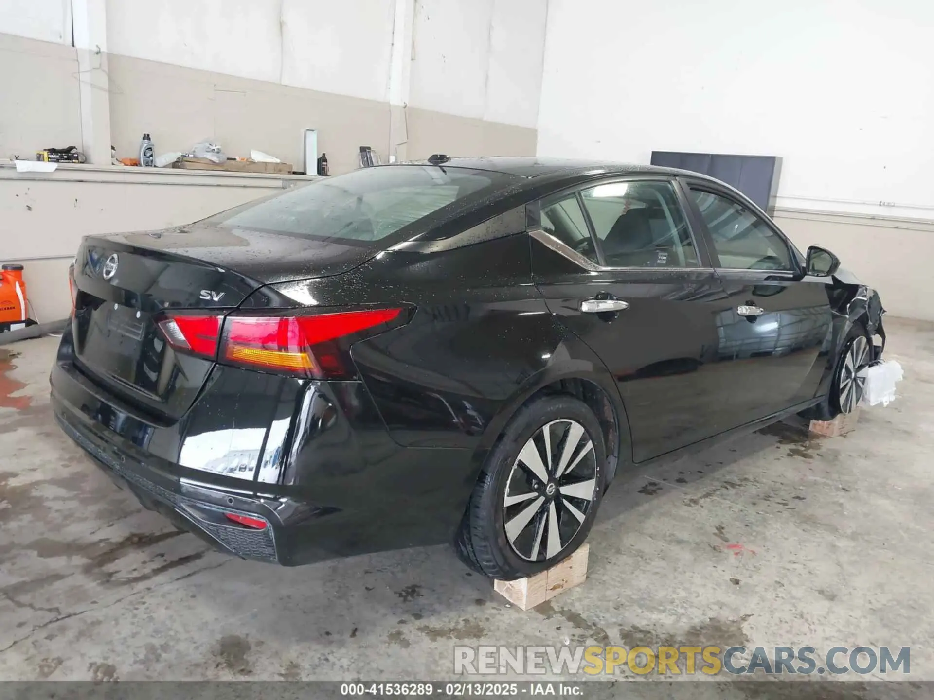4 Photograph of a damaged car 1N4BL4DV4MN338741 NISSAN ALTIMA 2021