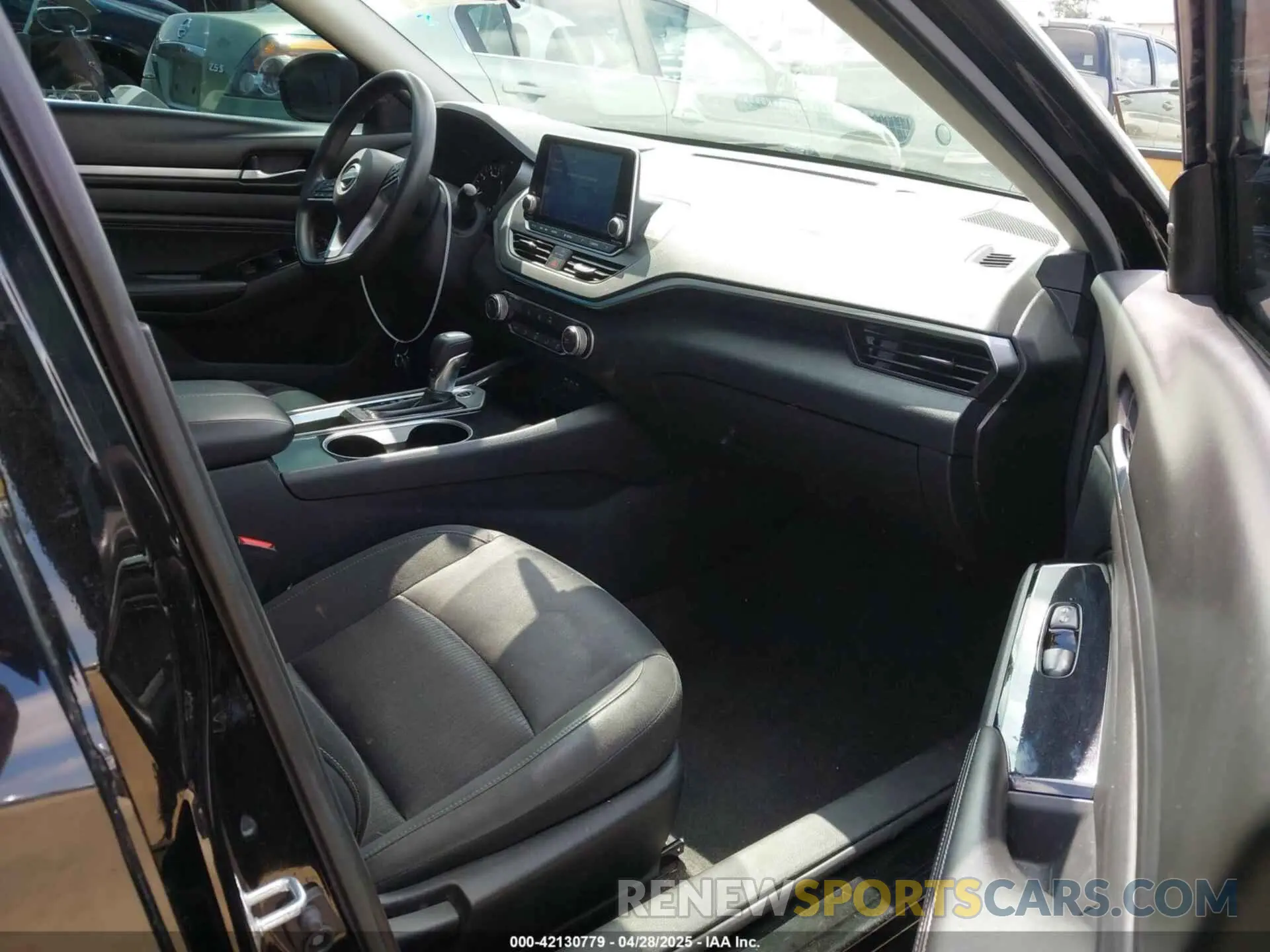 5 Photograph of a damaged car 1N4BL4DV4MN361842 NISSAN ALTIMA 2021