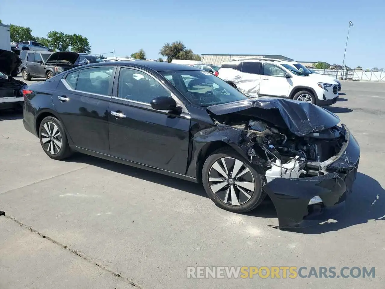 4 Photograph of a damaged car 1N4BL4DV5MN333726 NISSAN ALTIMA 2021