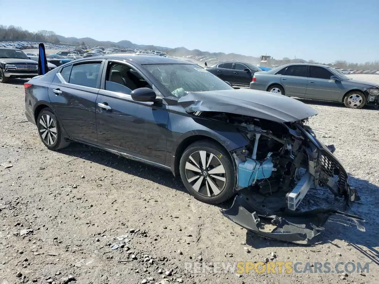 4 Photograph of a damaged car 1N4BL4DV5MN381307 NISSAN ALTIMA 2021