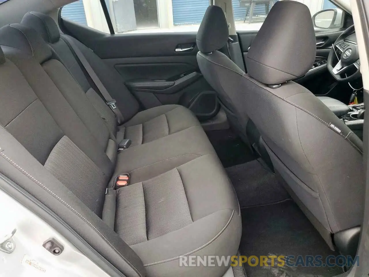 10 Photograph of a damaged car 1N4BL4DV6MN318667 NISSAN ALTIMA 2021
