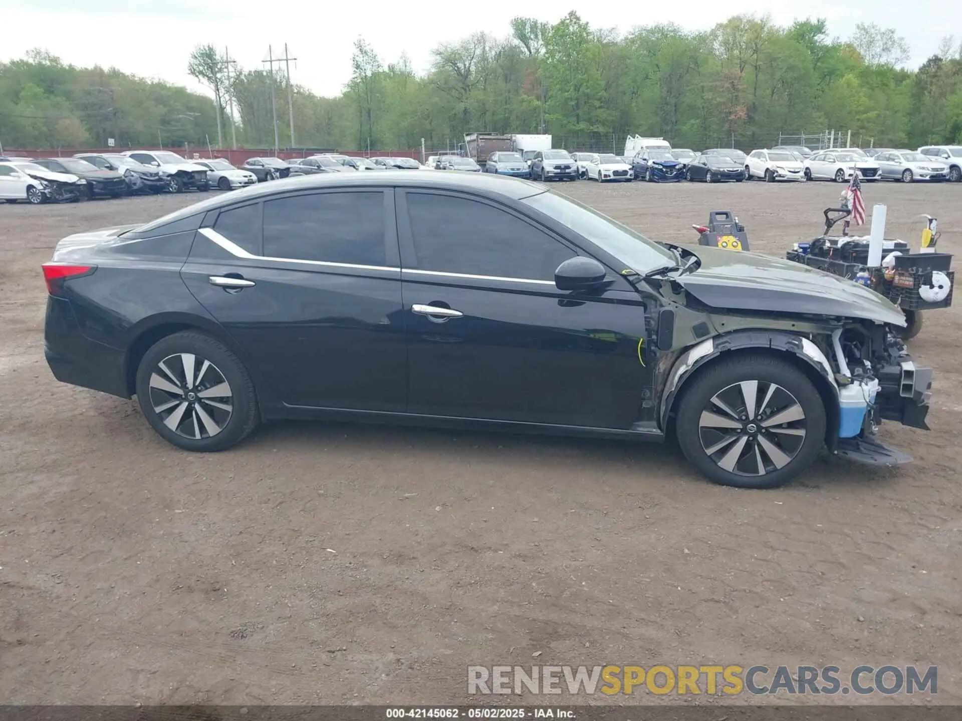 13 Photograph of a damaged car 1N4BL4DV6MN324372 NISSAN ALTIMA 2021