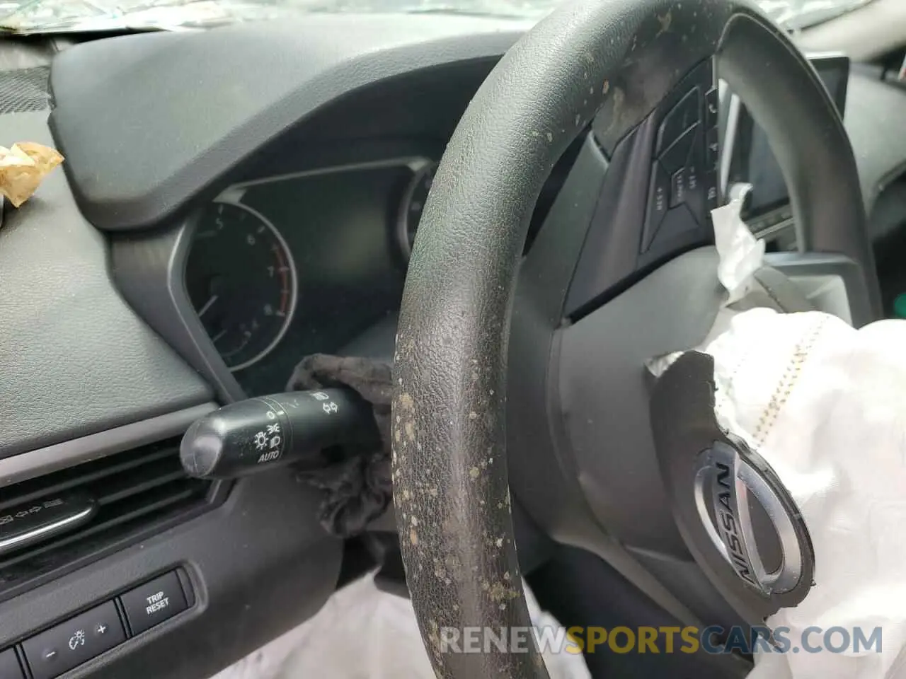 10 Photograph of a damaged car 1N4BL4DV6MN334397 NISSAN ALTIMA 2021