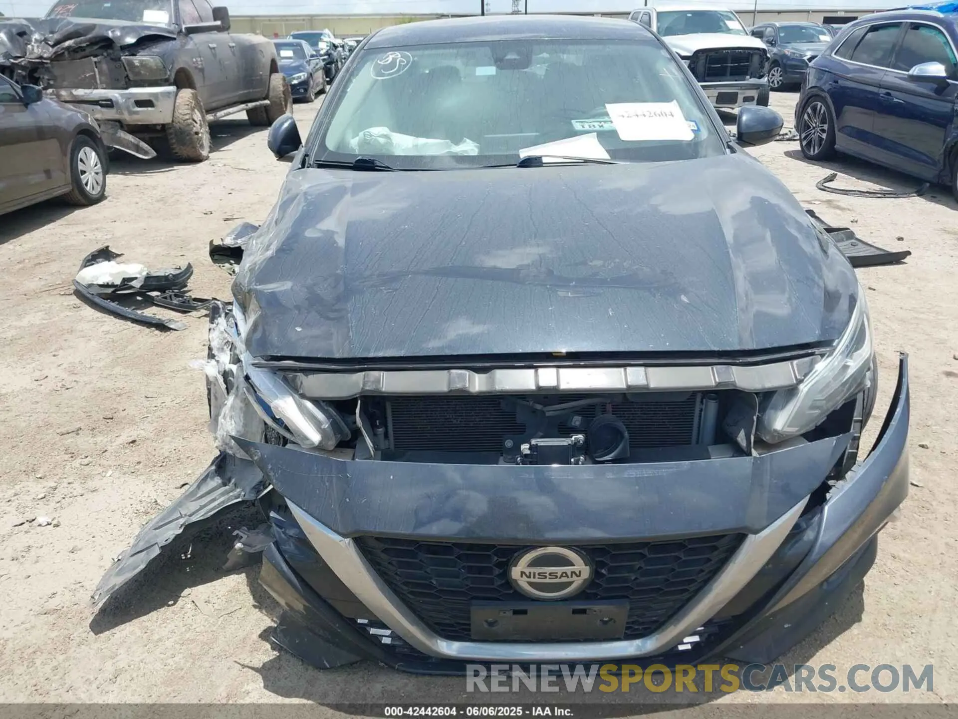 12 Photograph of a damaged car 1N4BL4DV6MN361695 NISSAN ALTIMA 2021