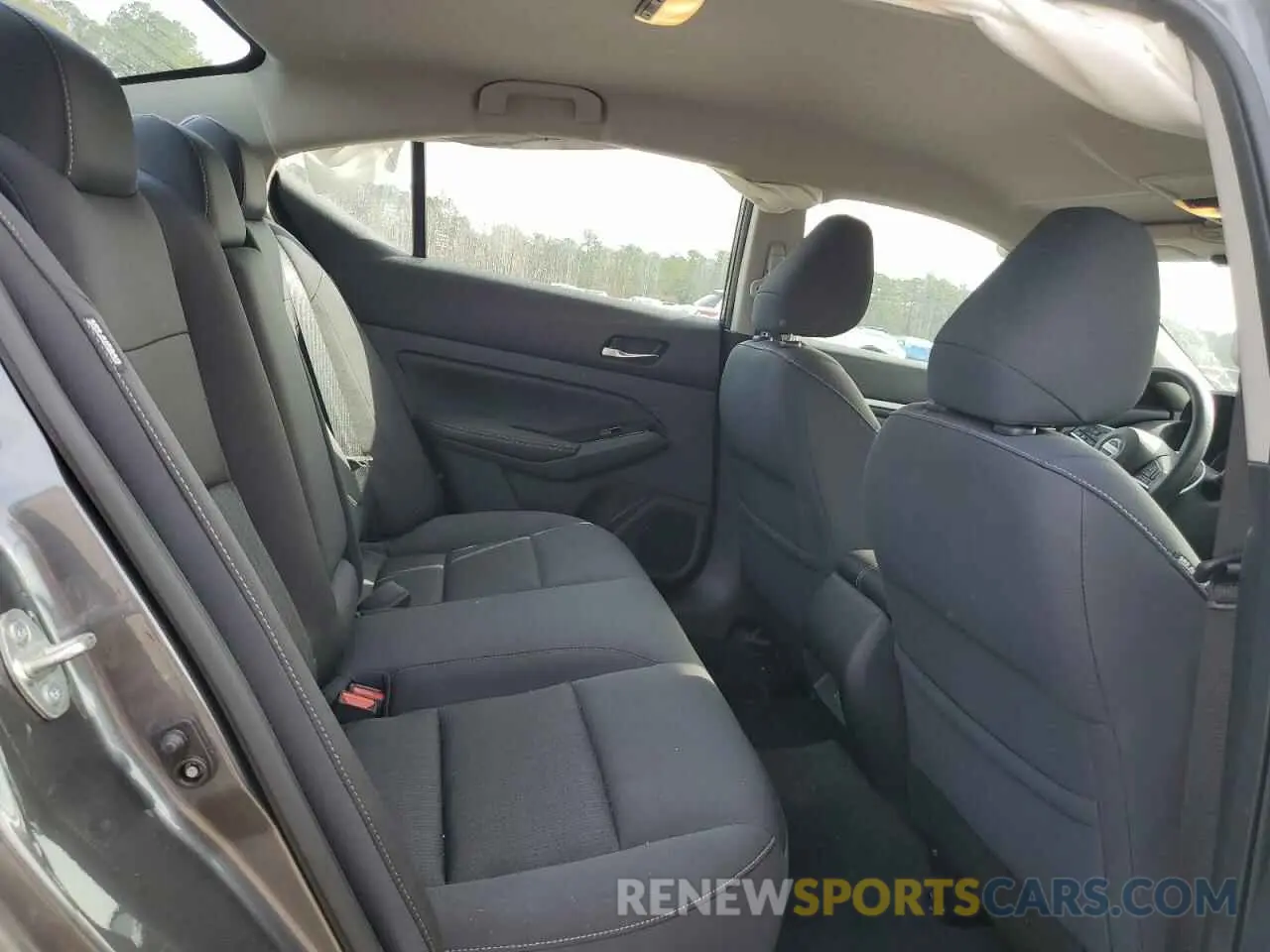 10 Фотография поврежденного автомобиля 1N4BL4DV6MN368176 NISSAN ALTIMA 2021