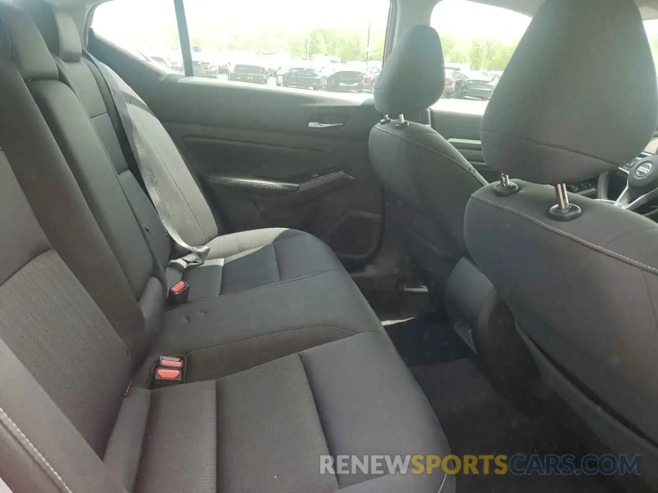 10 Photograph of a damaged car 1N4BL4DV6MN371532 NISSAN ALTIMA 2021