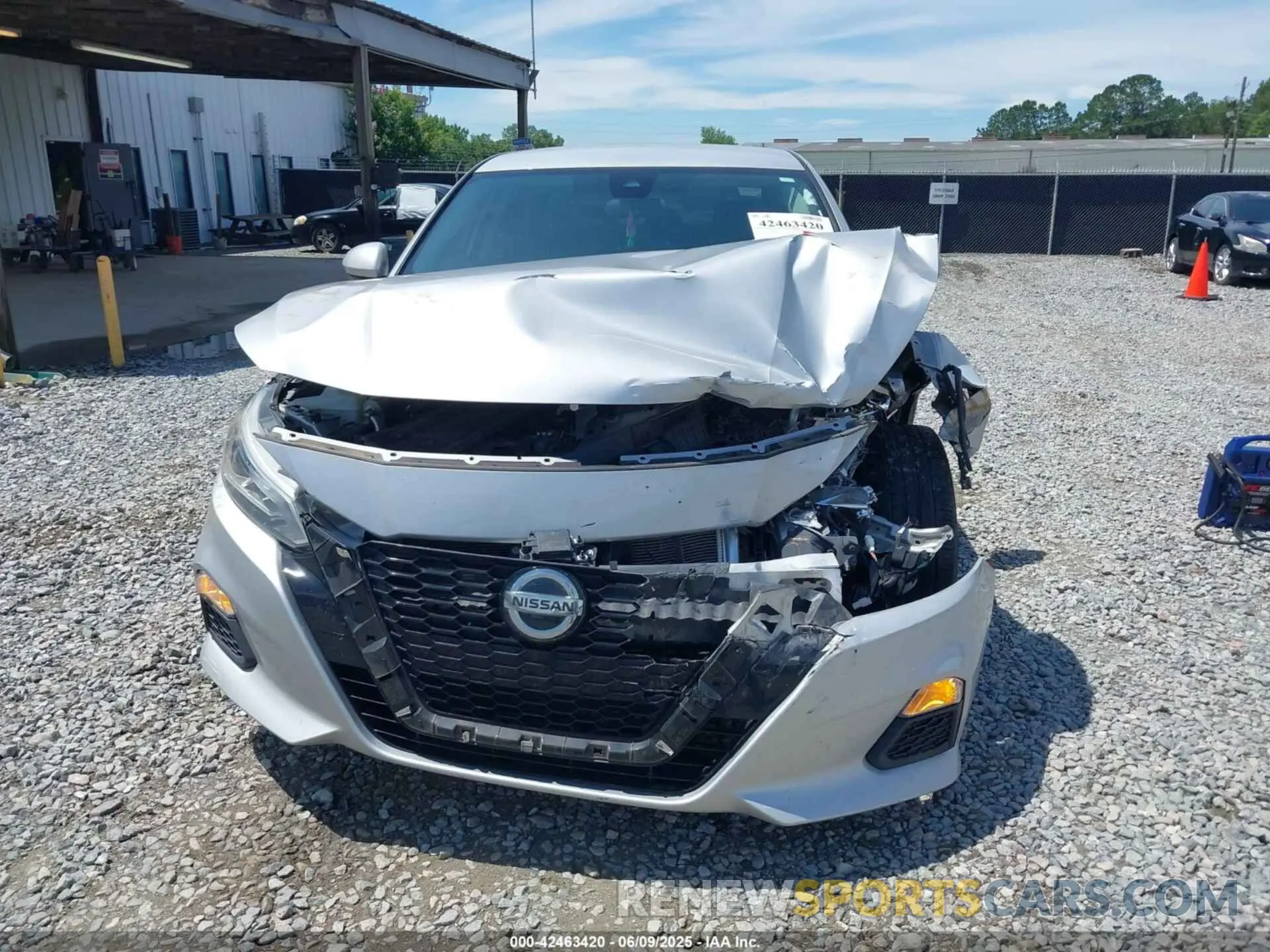 12 Photograph of a damaged car 1N4BL4DV6MN391909 NISSAN ALTIMA 2021