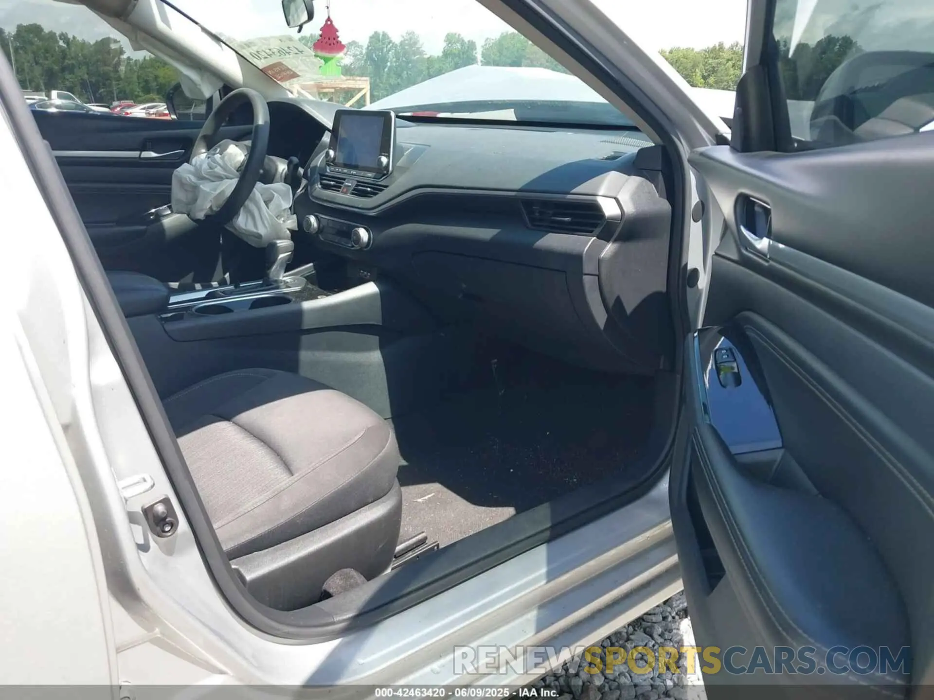 5 Photograph of a damaged car 1N4BL4DV6MN391909 NISSAN ALTIMA 2021